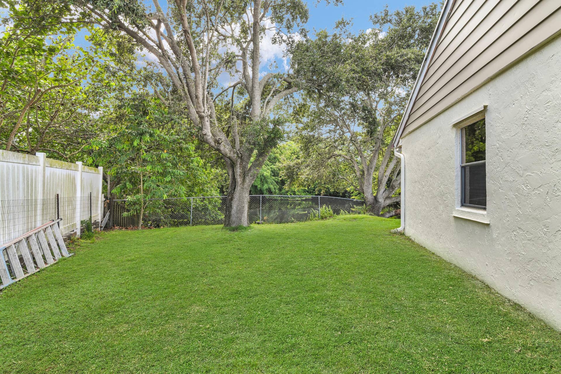 3930 NW 79th Way Hollywood 91