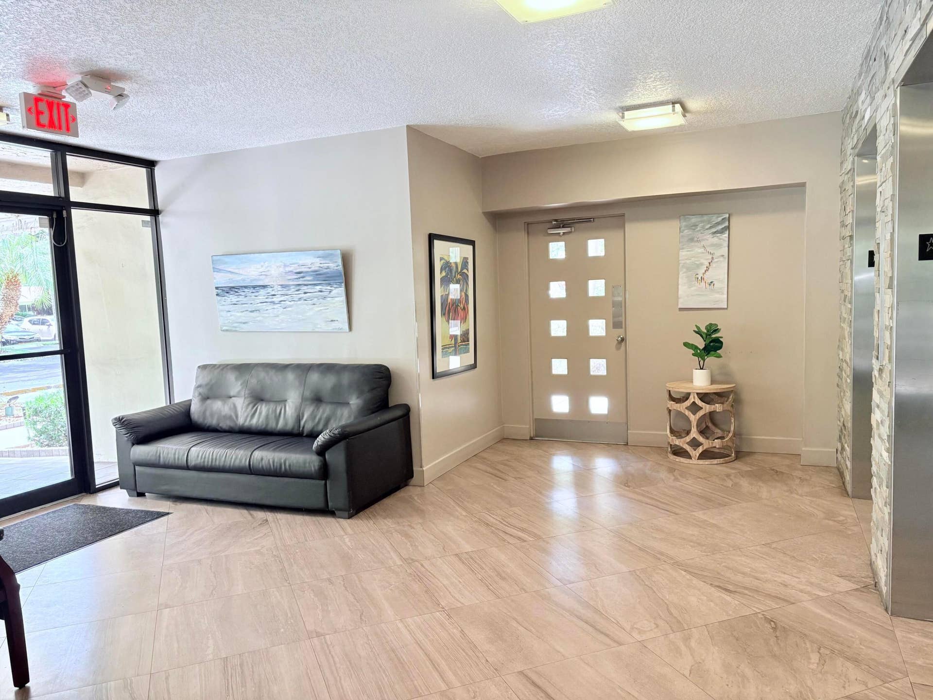 804 Cypress Grove Lane, #508, Pompano Beach, FL 33069 Lobby secured. Intercom system.