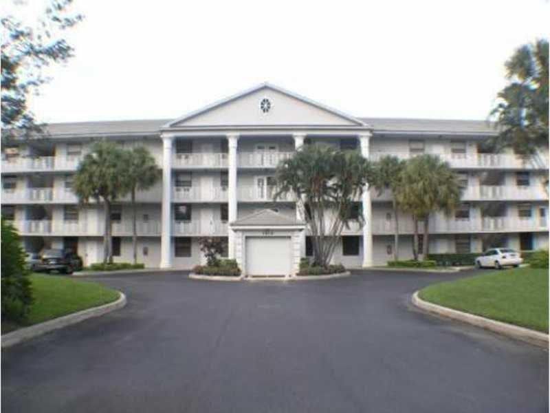 Property photo for 1711 Whitehall Drive, #201, Davie, FL
