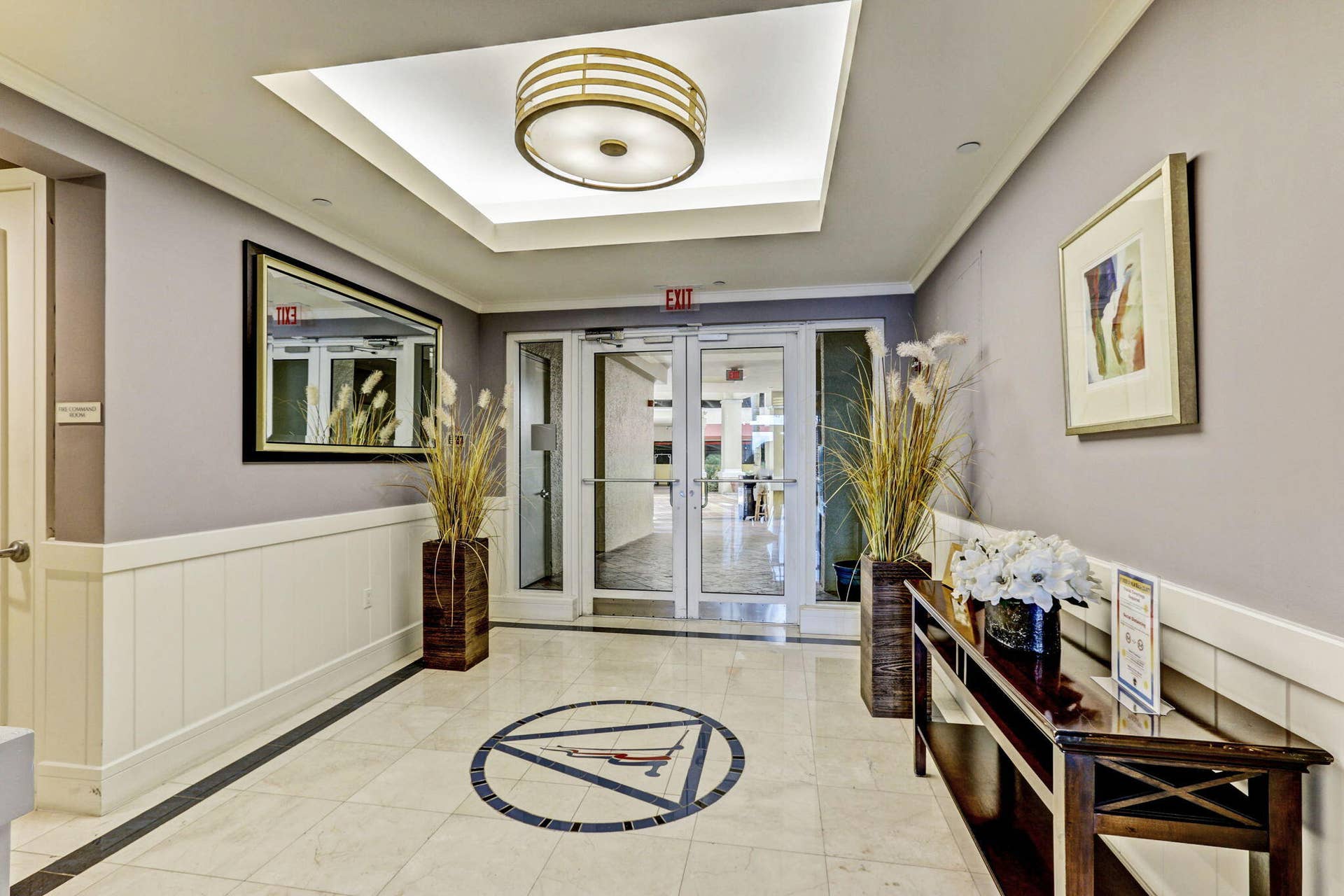 2650 Lake Shore Drive, #1005, Riviera Beach, FL 33404 LOBBY