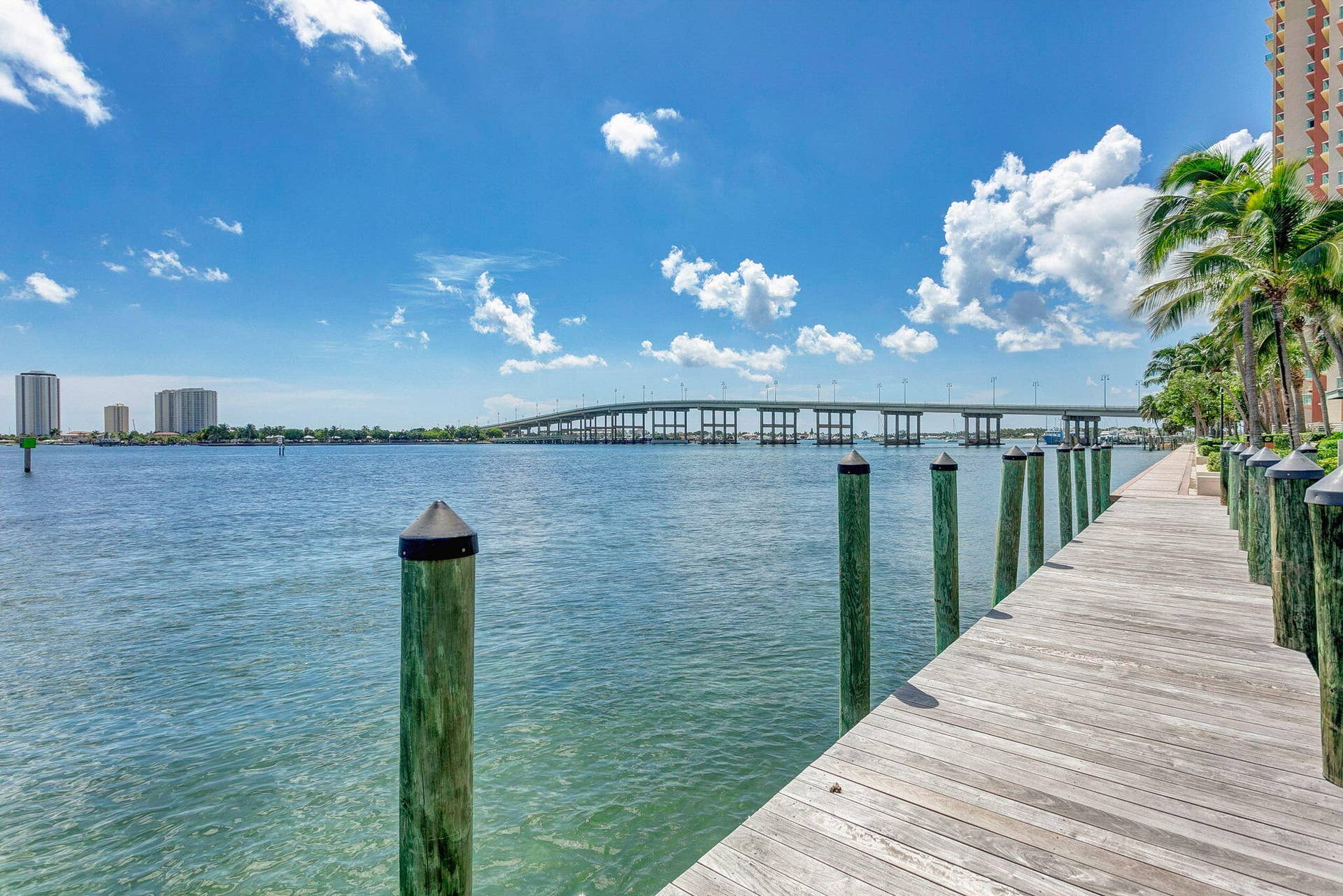 2650 Lake Shore Drive, #1005, Riviera Beach, FL 33404 DOCKING