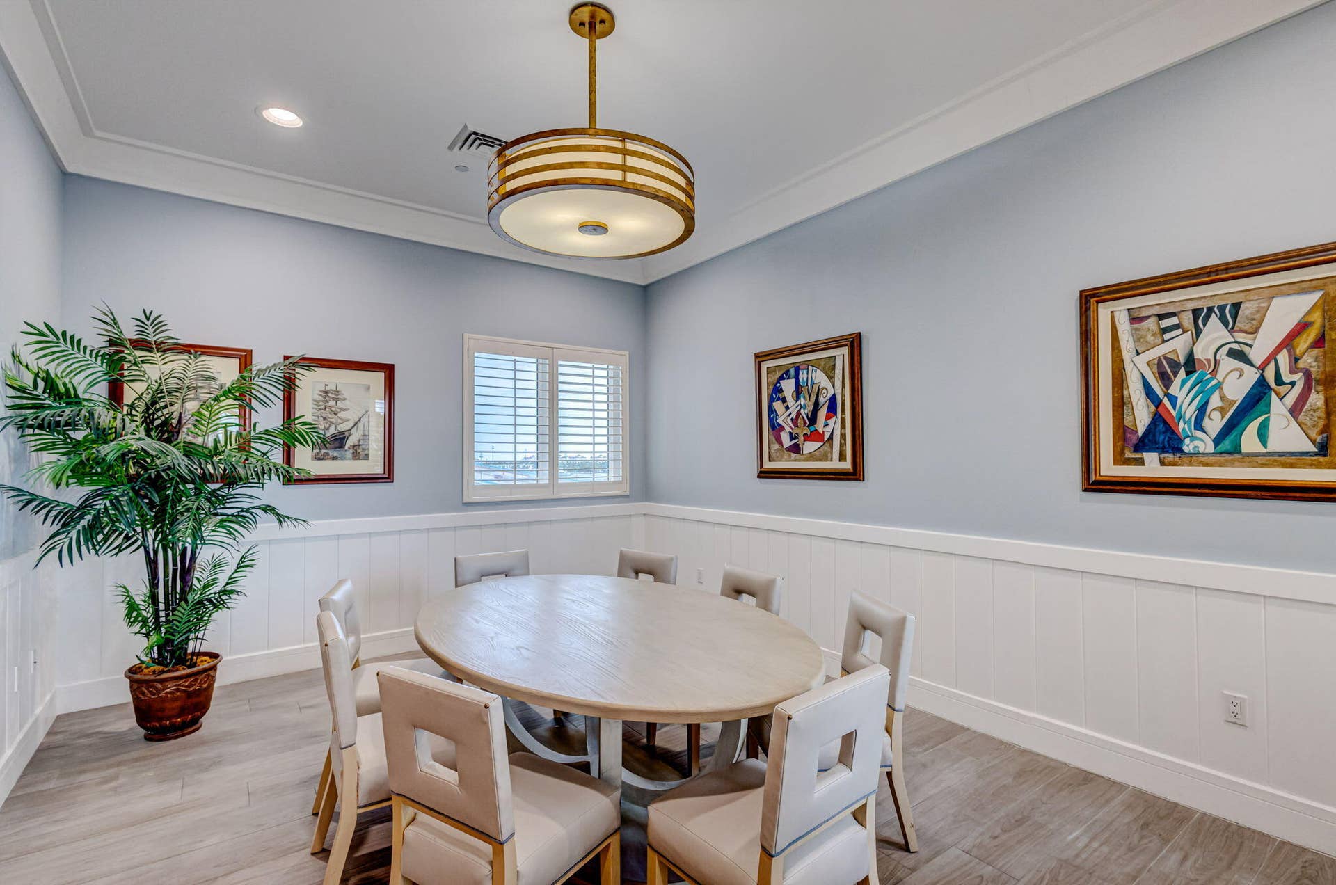 2650 Lake Shore Drive, #1005, Riviera Beach, FL 33404 CARD ROOM