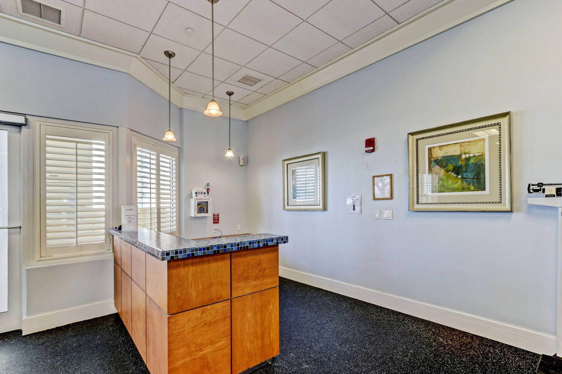 2650 Lake Shore Drive, #1005, Riviera Beach, FL 33404 LOBBY