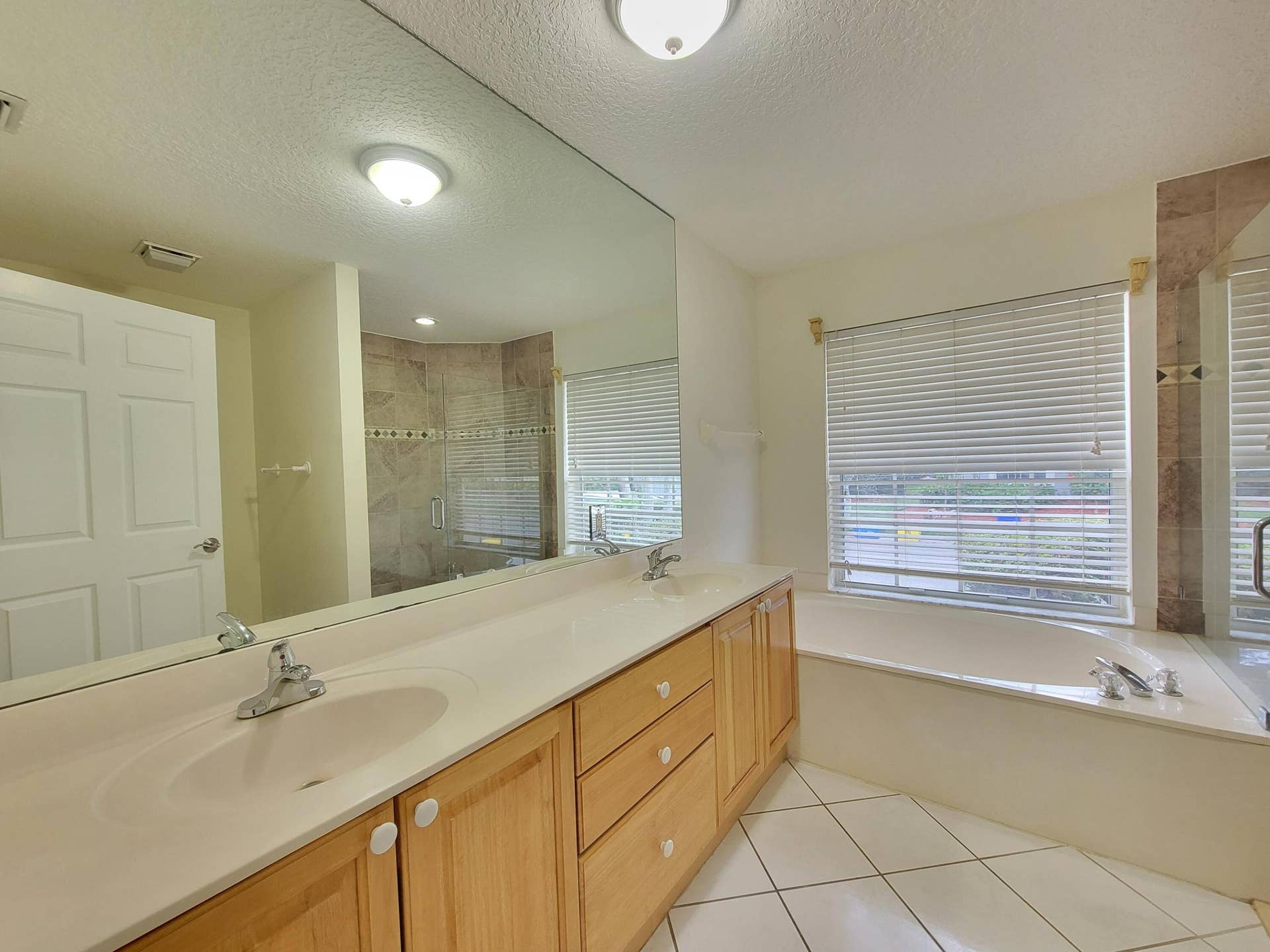 3041 Casa Rio Court, Riviera Beach, FL 33418 20240516_110941