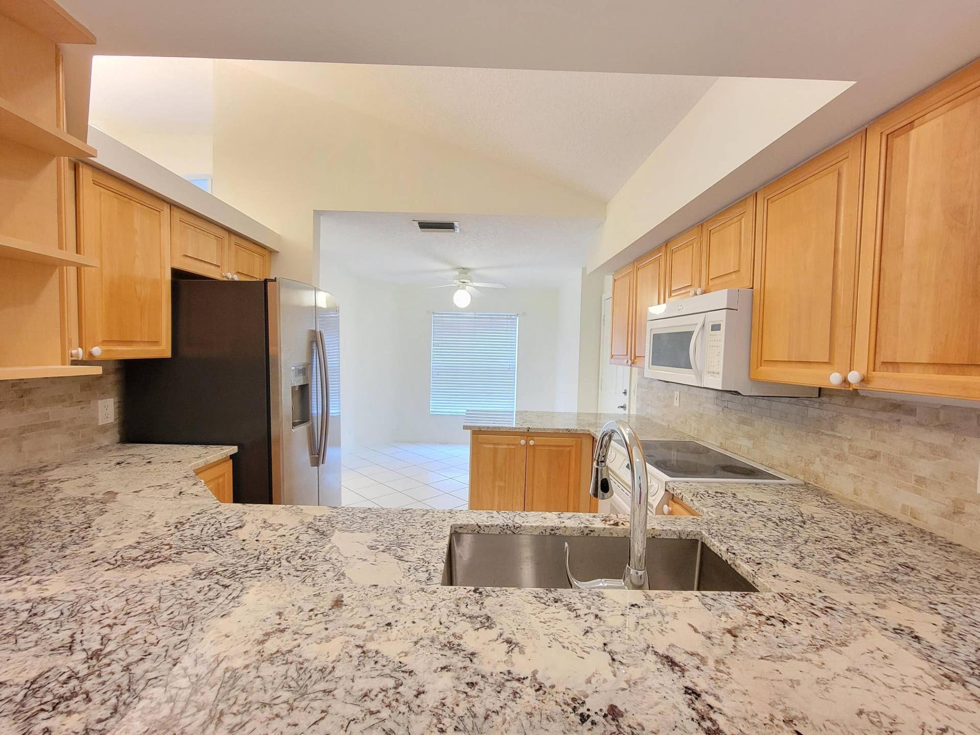 3041 Casa Rio Court, Riviera Beach, FL 33418 20211125_103019