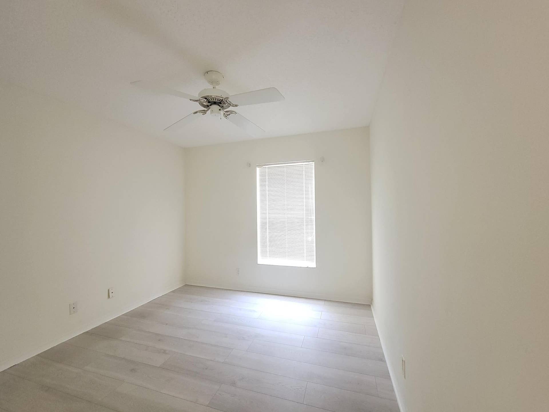3041 Casa Rio Court, Riviera Beach, FL 33418 20240516_111359