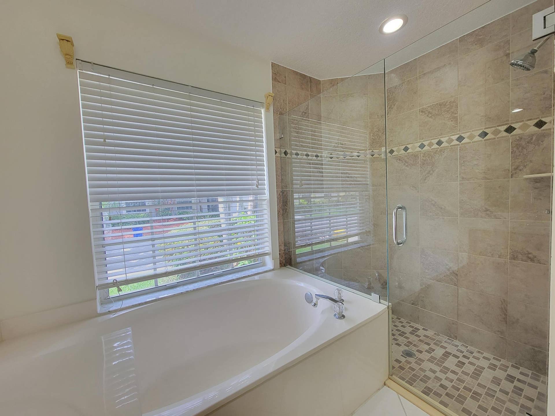 3041 Casa Rio Court, Riviera Beach, FL 33418 20240516_111010