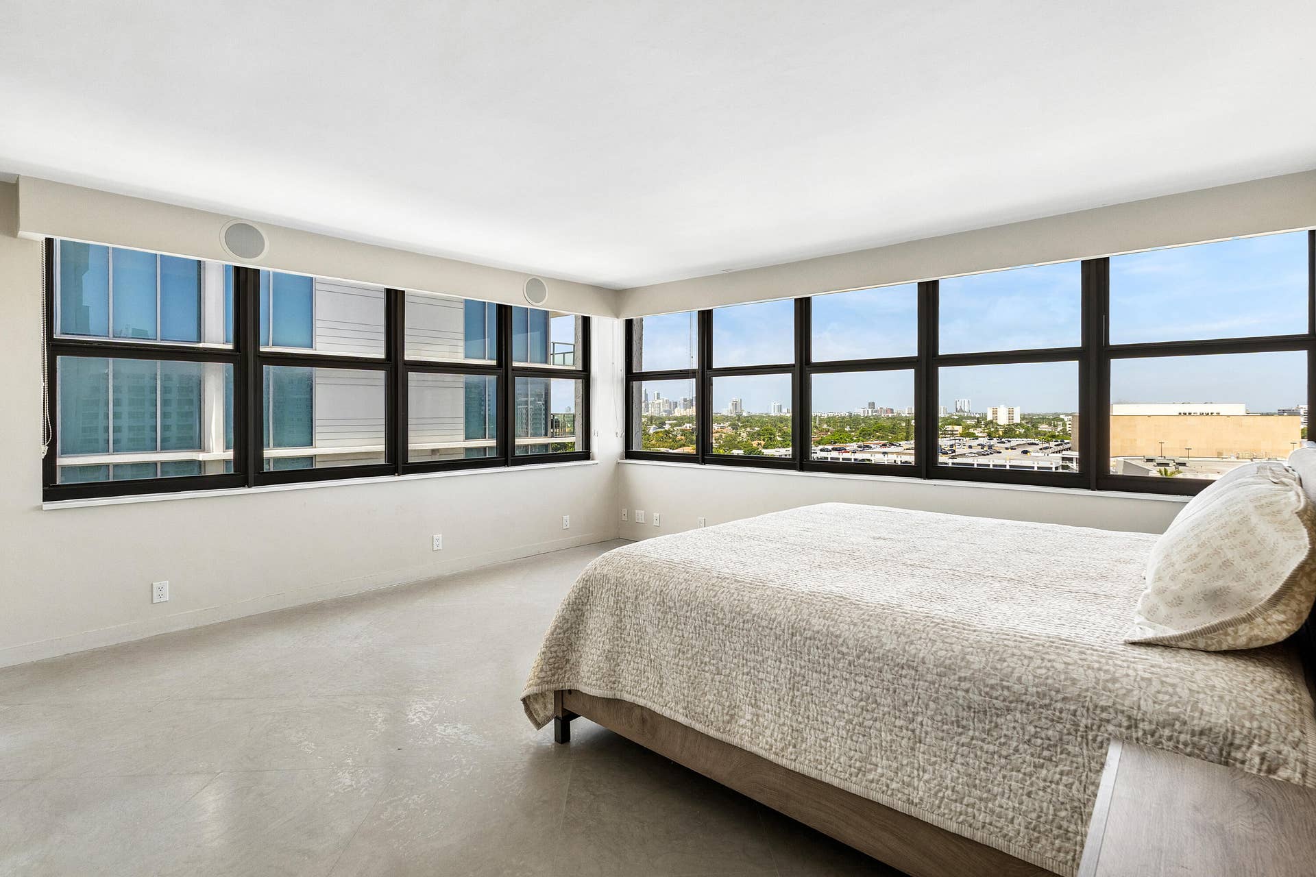 936 Intracoastal Drive, #12h, Fort Lauderdale, FL 33304 013-936IntracoastalDrive-12H-FortLauderd