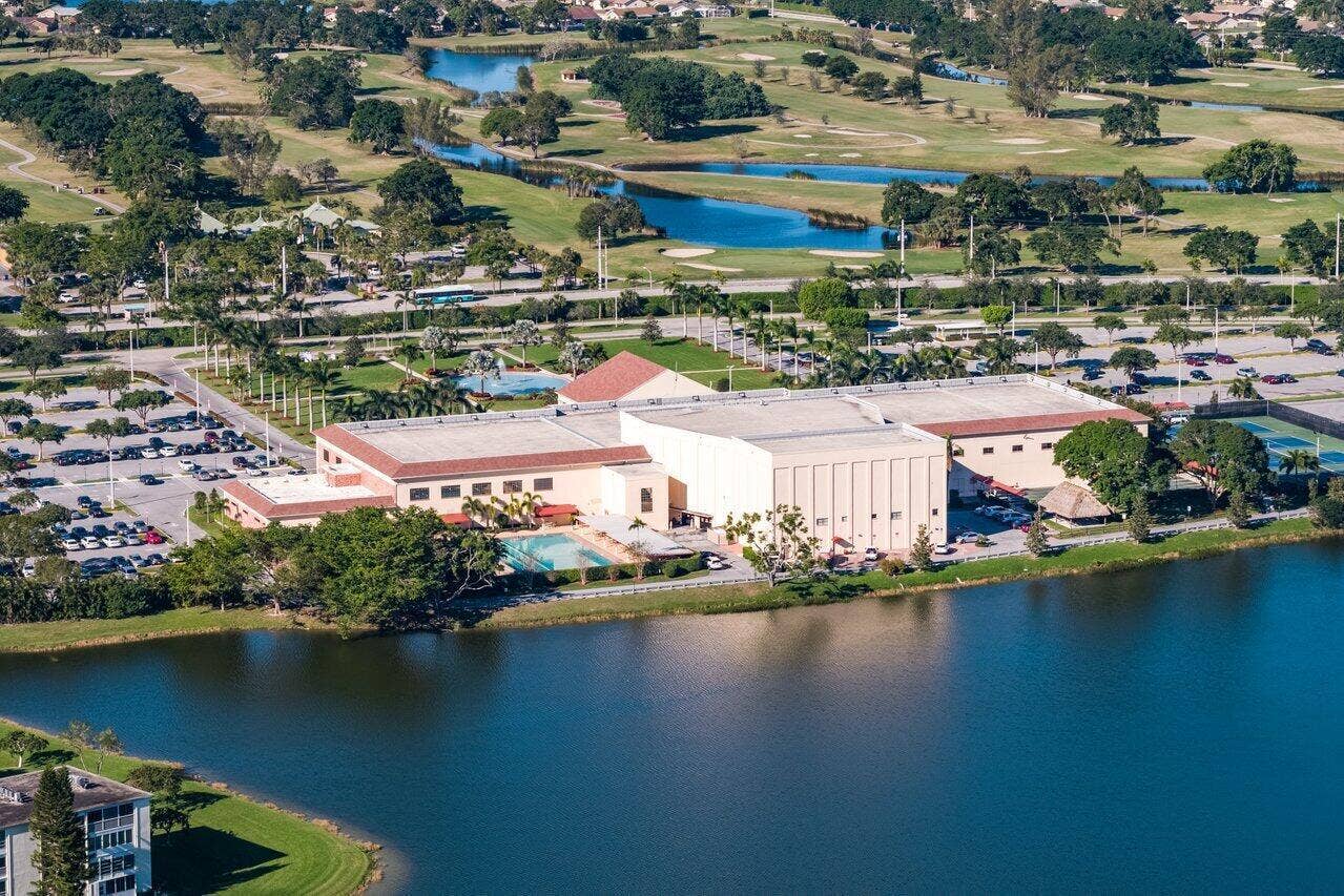 033-2046RexfordC-BocaRaton-FL-33434-SMAL