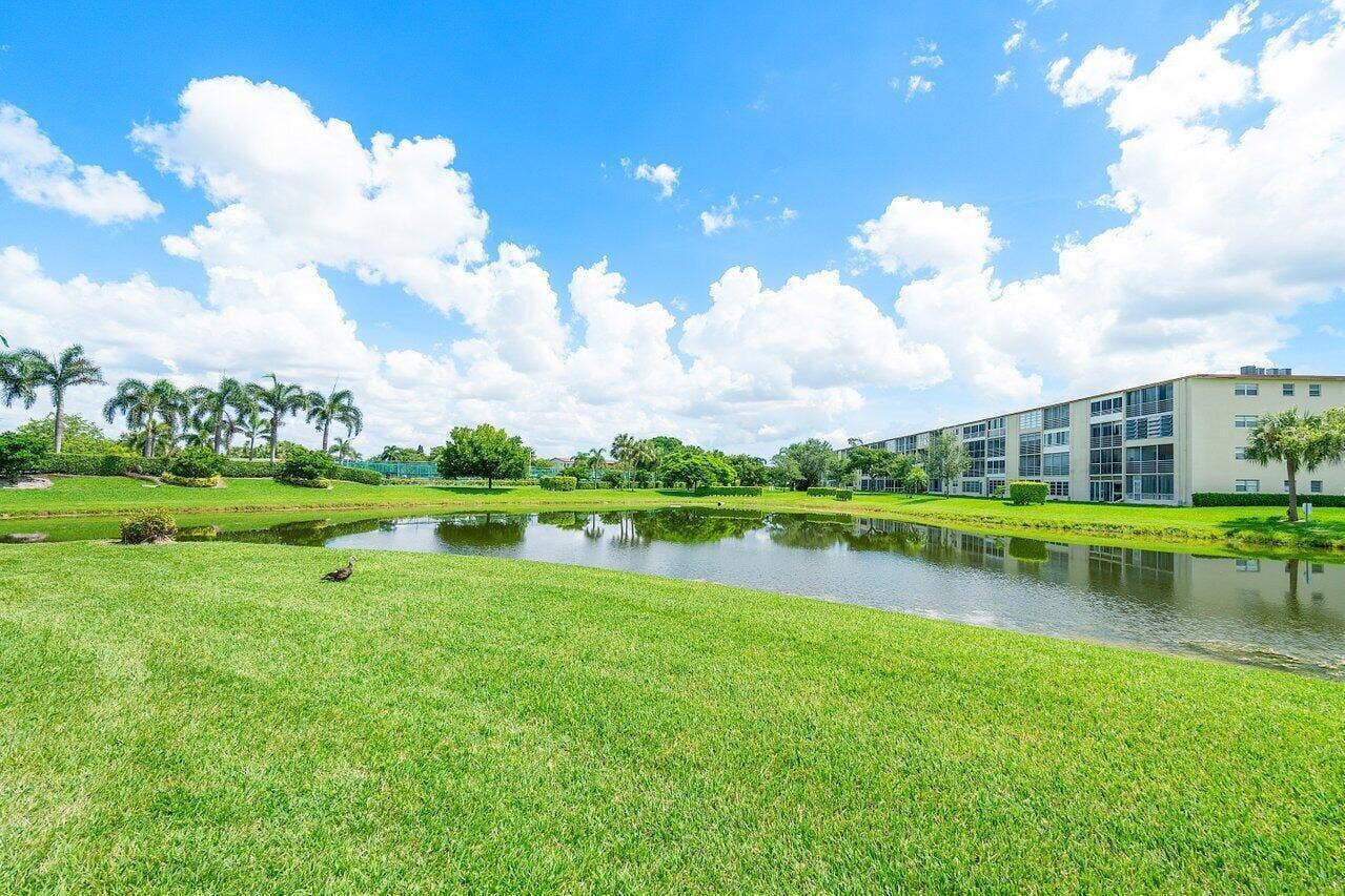 027-2046RexfordC-BocaRaton-FL-33434-SMAL