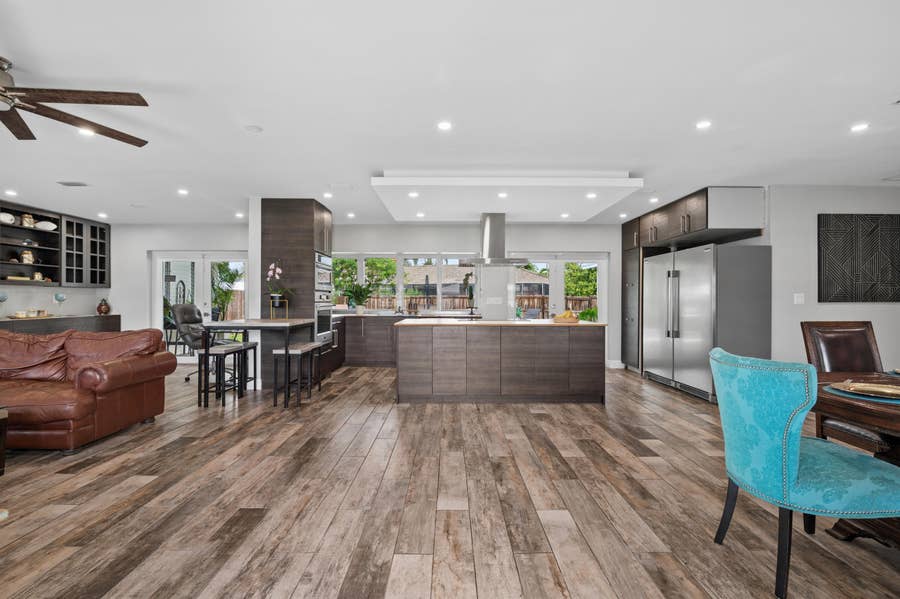 Property photo for 4601 W Hawthorne Circle, Hollywood, FL