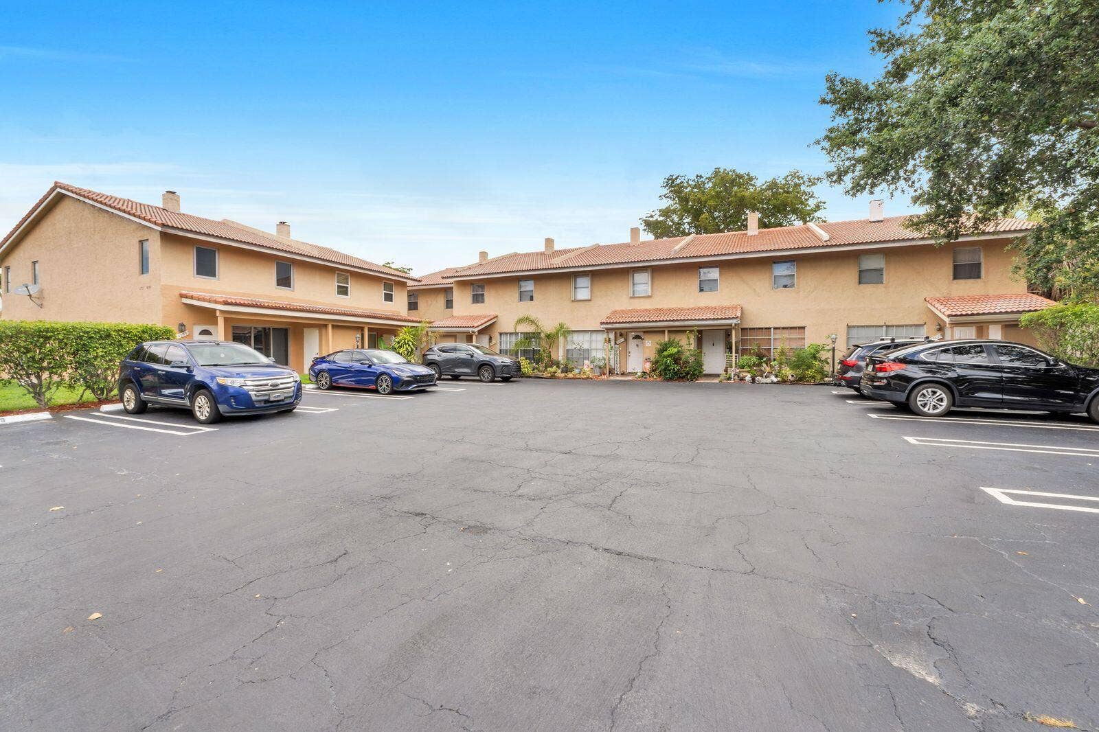4295 Coral Springs Drive, #3c, Coral Springs, FL 33065 8Gr_W3iQ (1)
