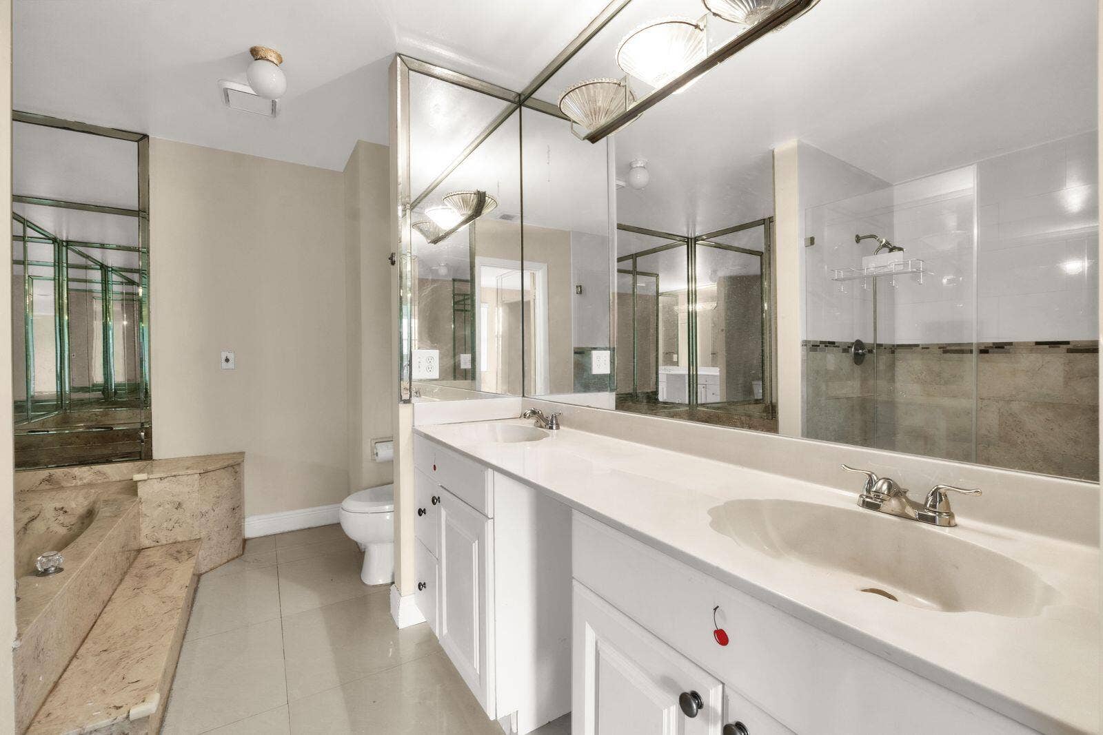 4295 Coral Springs Drive, #3c, Coral Springs, FL 33065 MASTER BTHROOM