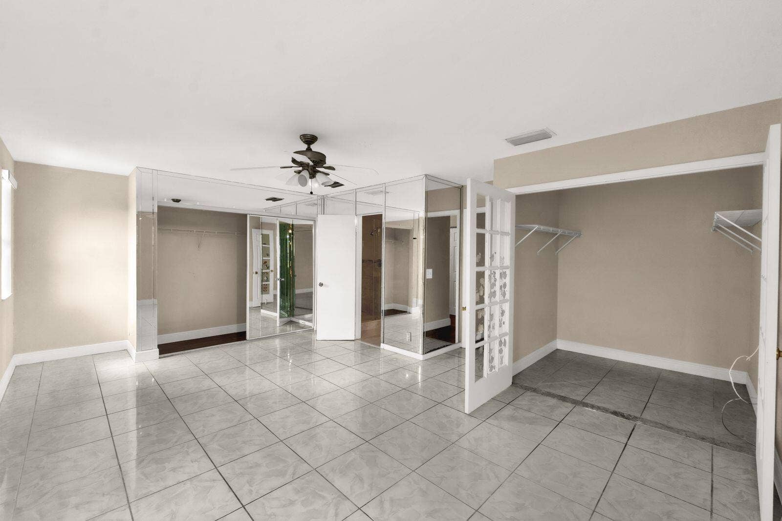 4295 Coral Springs Drive, #3c, Coral Springs, FL 33065 LIVING ROOM
