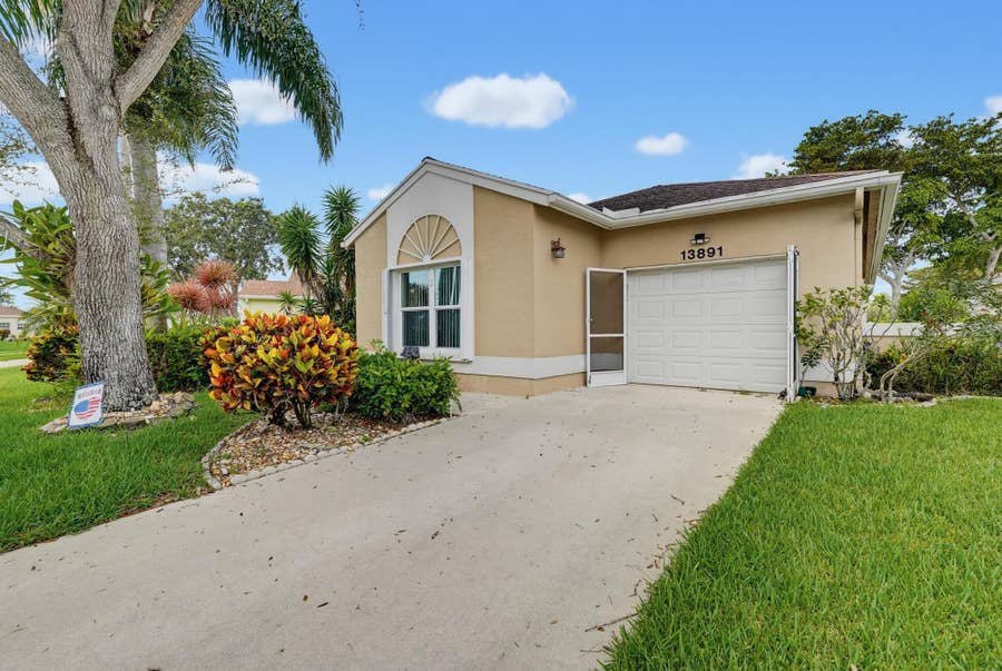 Property photo for 13891 Oneida Drive, Delray Beach, FL