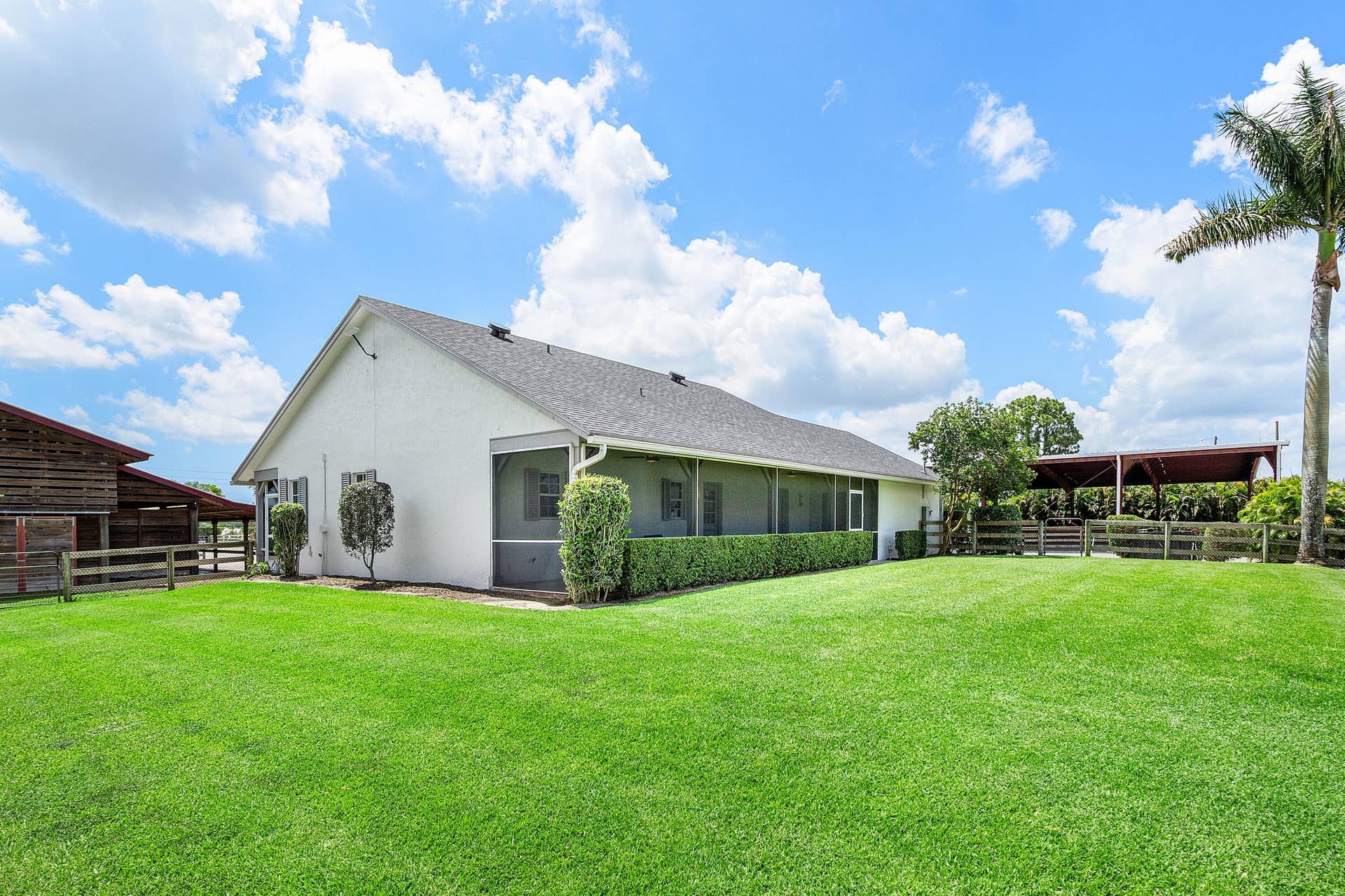 4101 120th Avenue S, Wellington, FL 33449 large fenced yard for pets