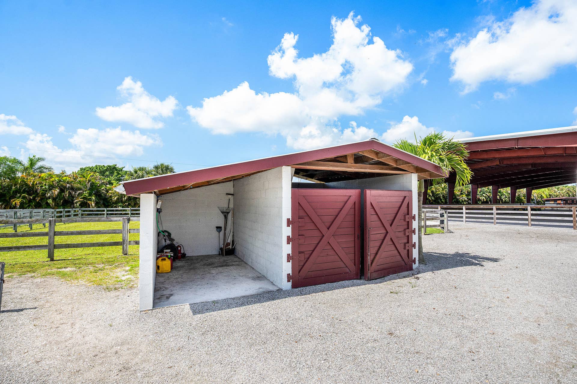 4101 120th Avenue S, Wellington, FL 33449 extra storage