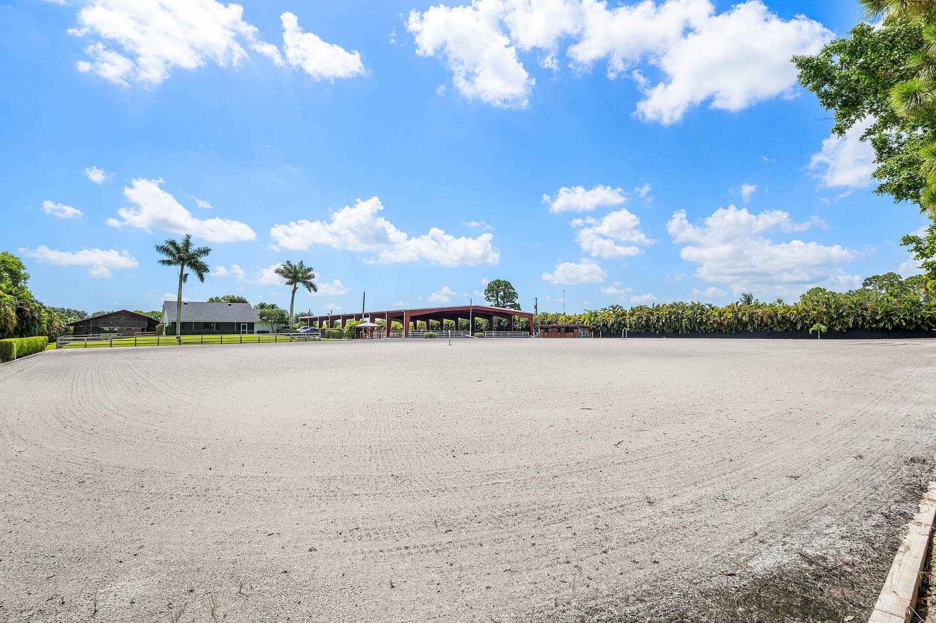 4101 120th Avenue S, Wellington, FL 33449 huge open sand arena