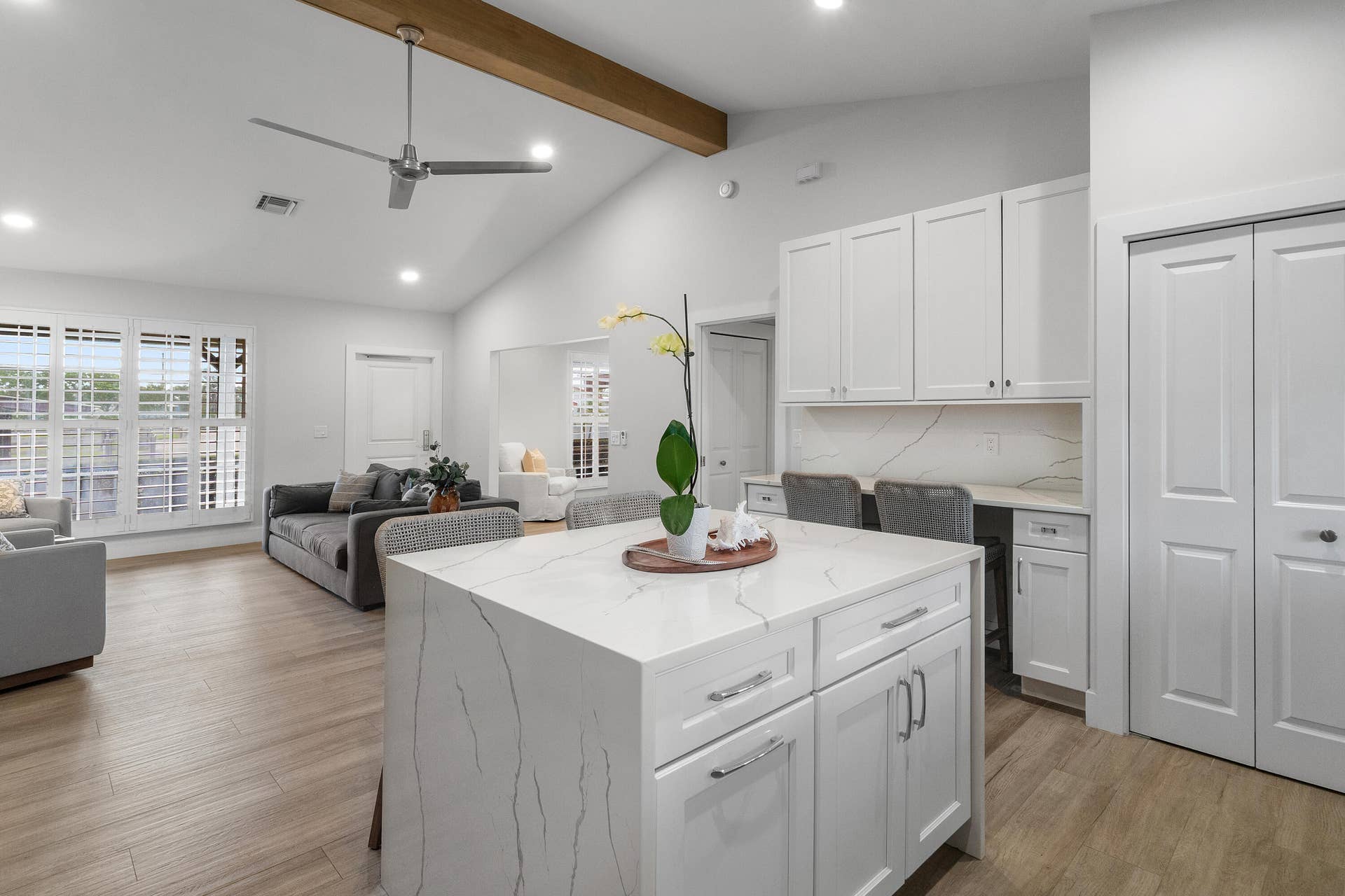 4101 120th Avenue S, Wellington, FL 33449 large center island