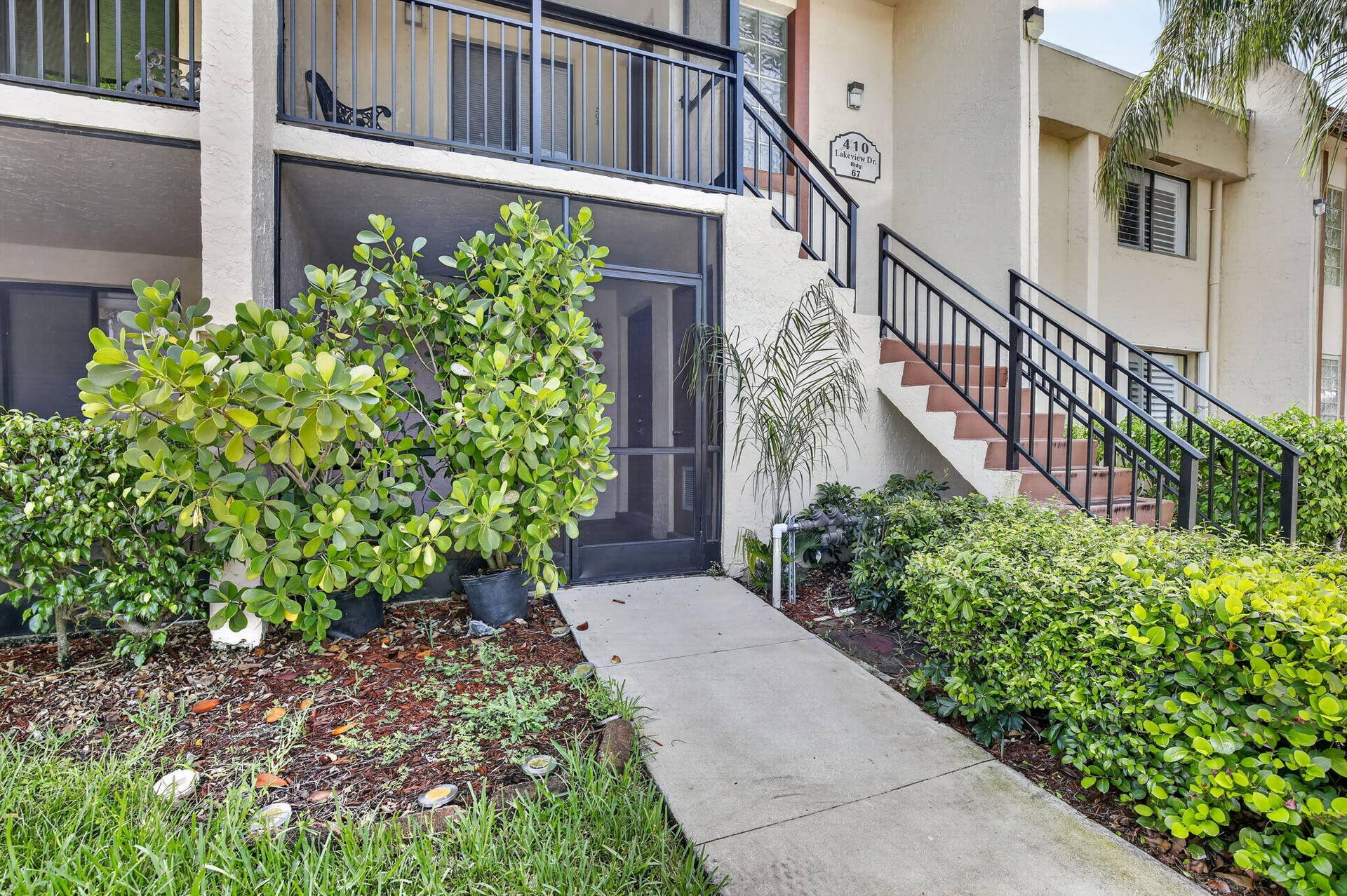 410 Lakeview Drive, #103, Weston, FL 33326 4-web-or-mls-_A7A5496