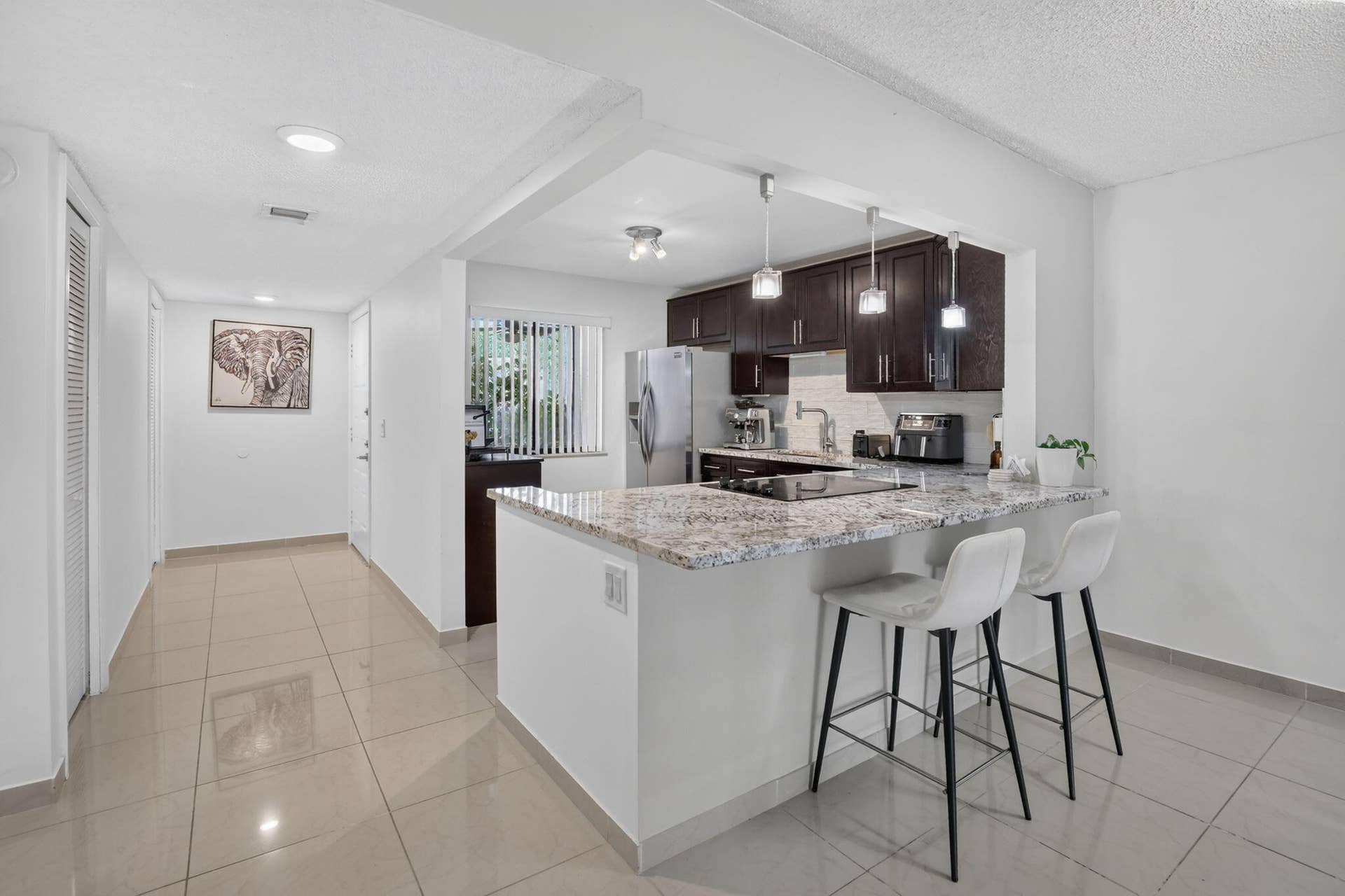 410 Lakeview Drive, #103, Weston, FL 33326 14-web-or-mls-_A7A5671