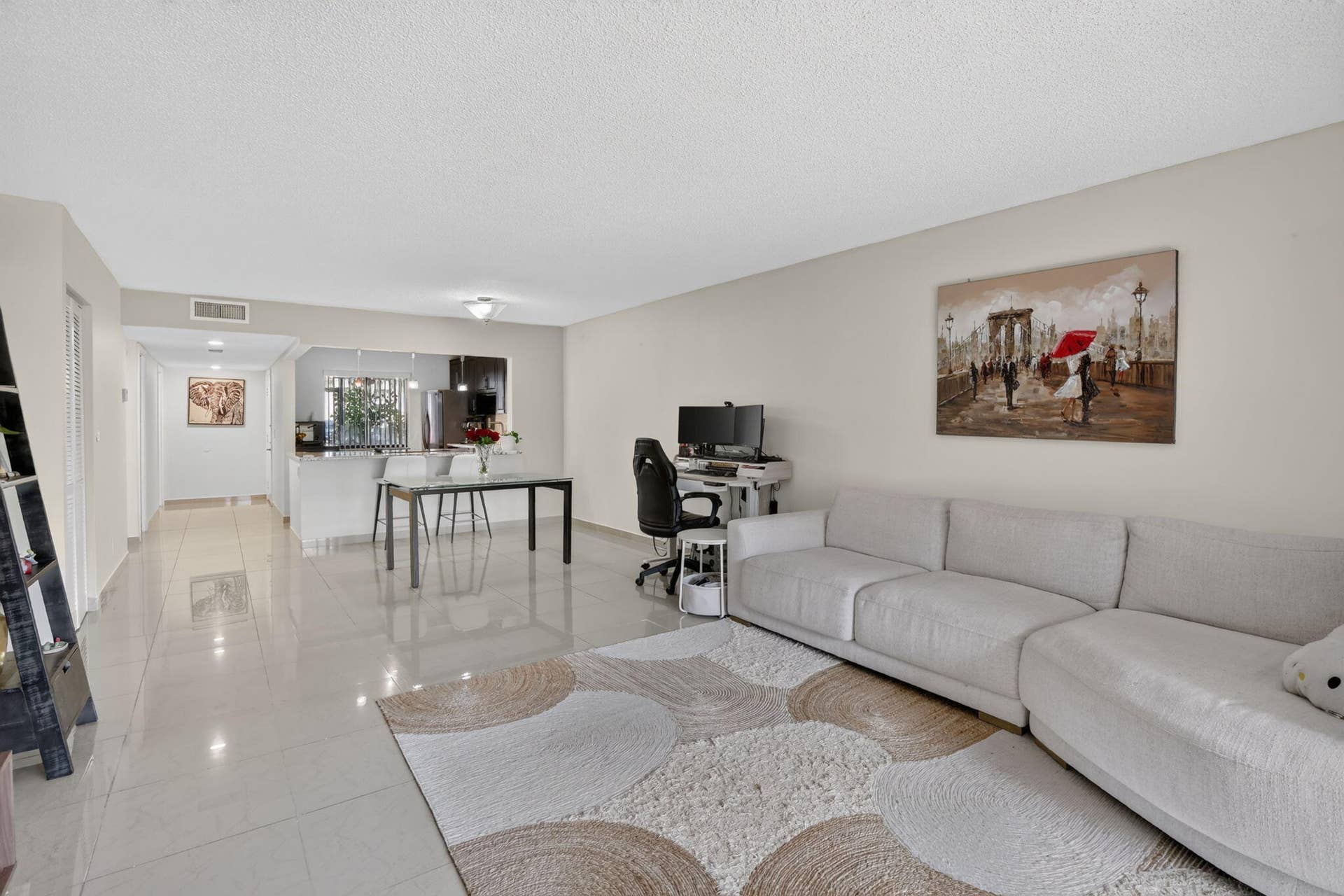 410 Lakeview Drive, #103, Weston, FL 33326 19-web-or-mls-_A7A5696