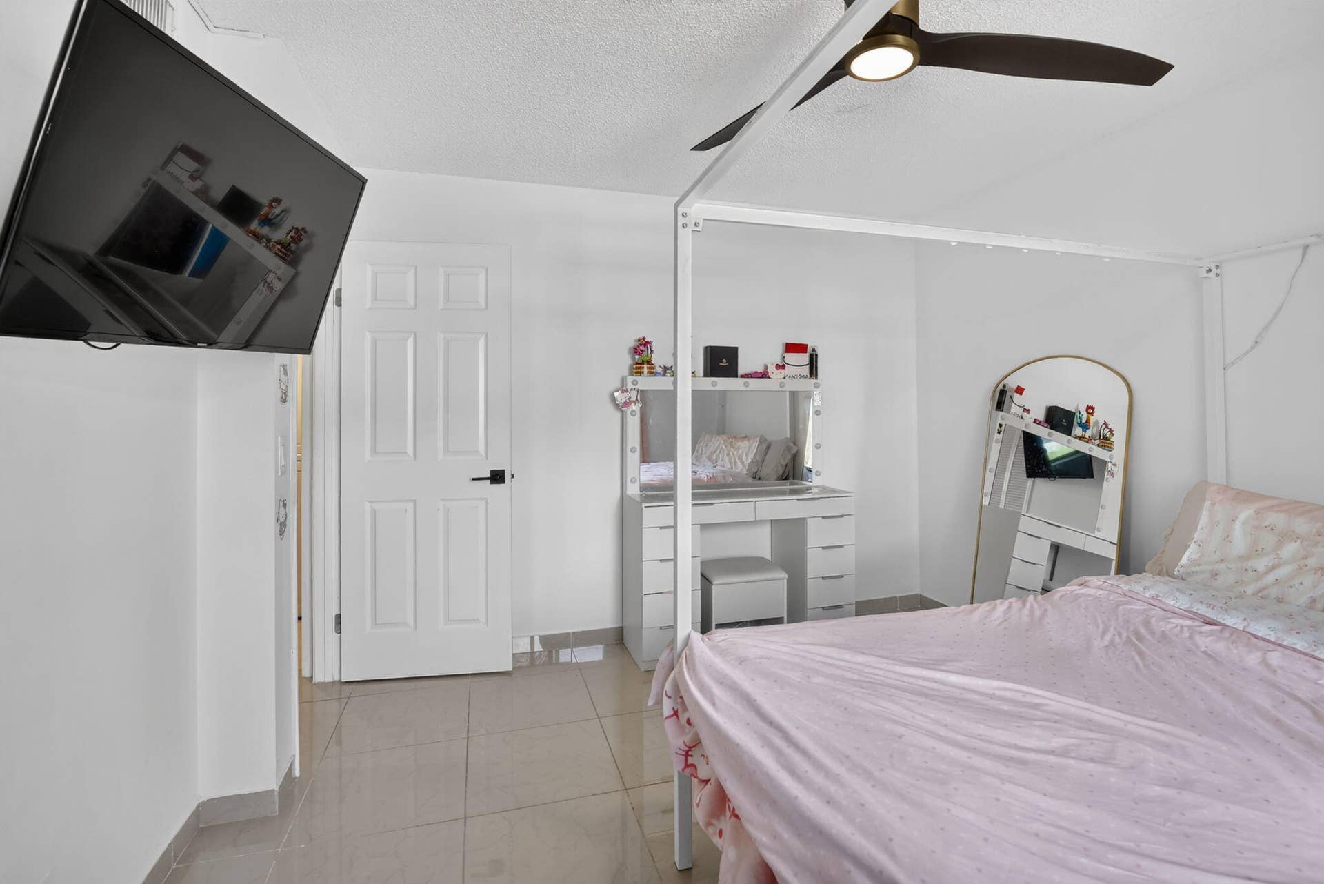 410 Lakeview Drive, #103, Weston, FL 33326 32-web-or-mls-_A7A5628