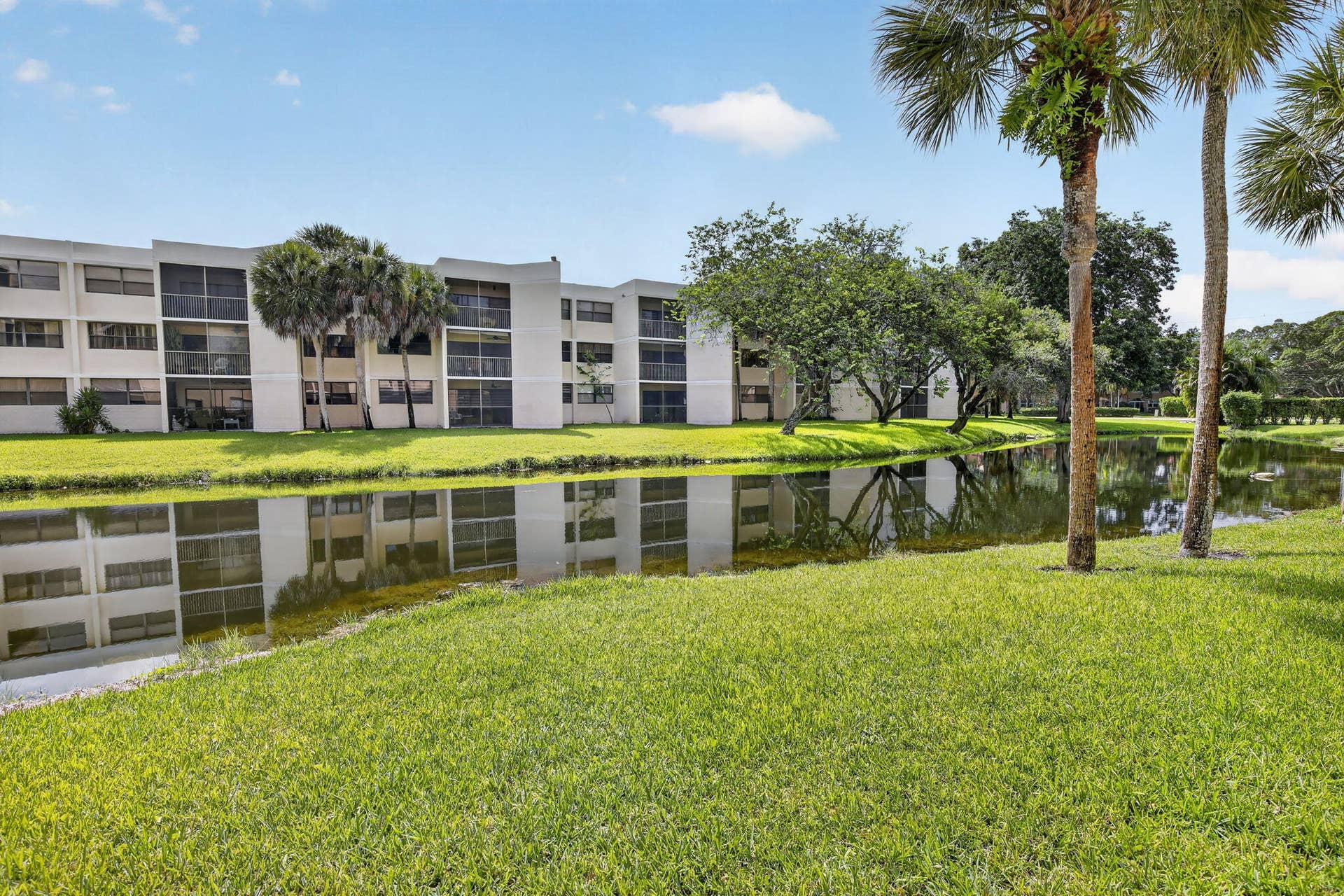 410 Lakeview Drive, #103, Weston, FL 33326 38-web-or-mls-_A7A5531