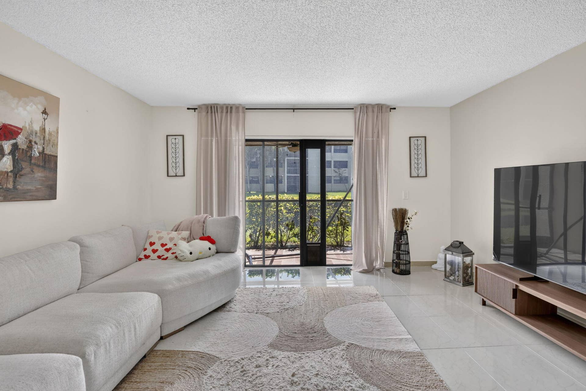 410 Lakeview Drive, #103, Weston, FL 33326 21-web-or-mls-_A7A5706