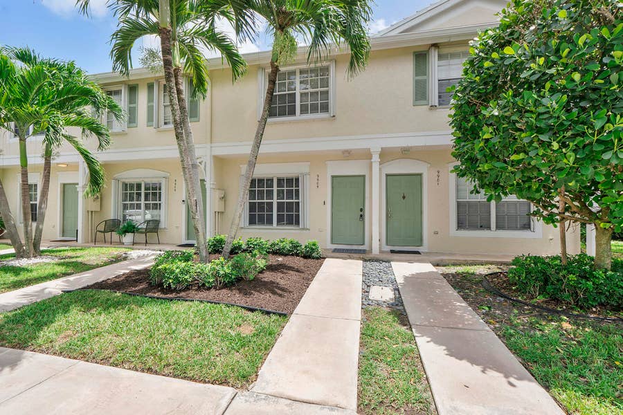 Property photo for 9905 NW 57th Manor, Coral Springs, FL