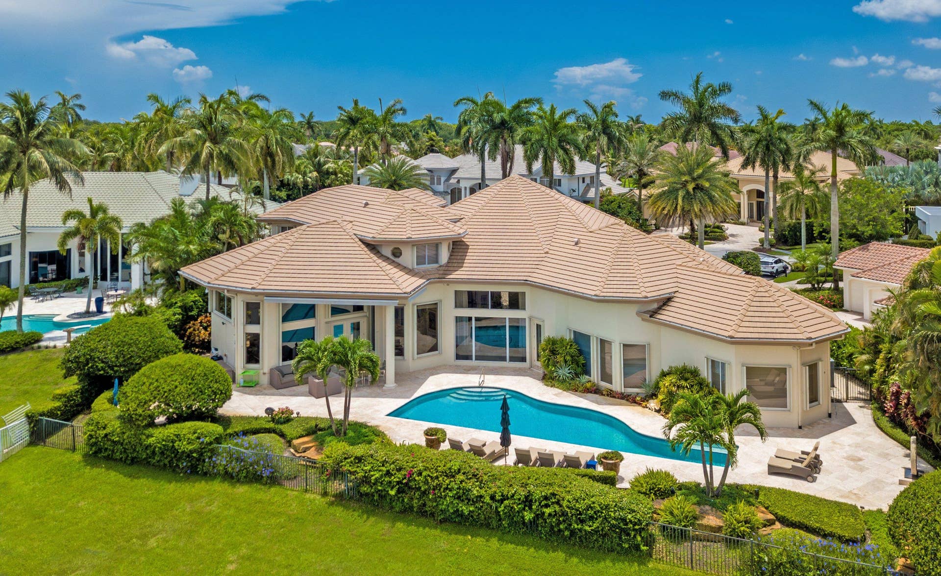 6949 Lake Estates Court, Boca Raton, FL 33496 aerial