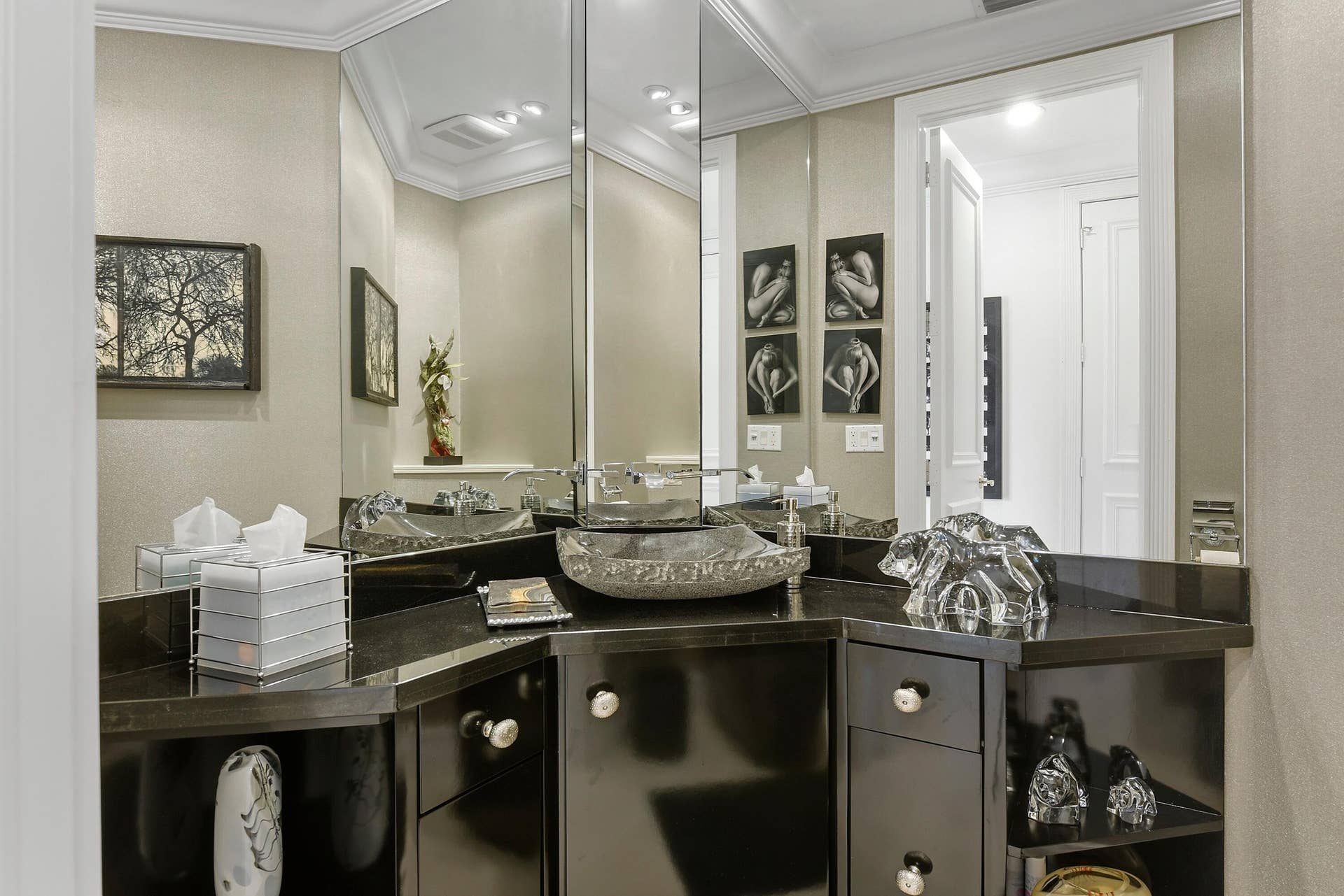 6949 Lake Estates Court, Boca Raton, FL 33496 bathroom