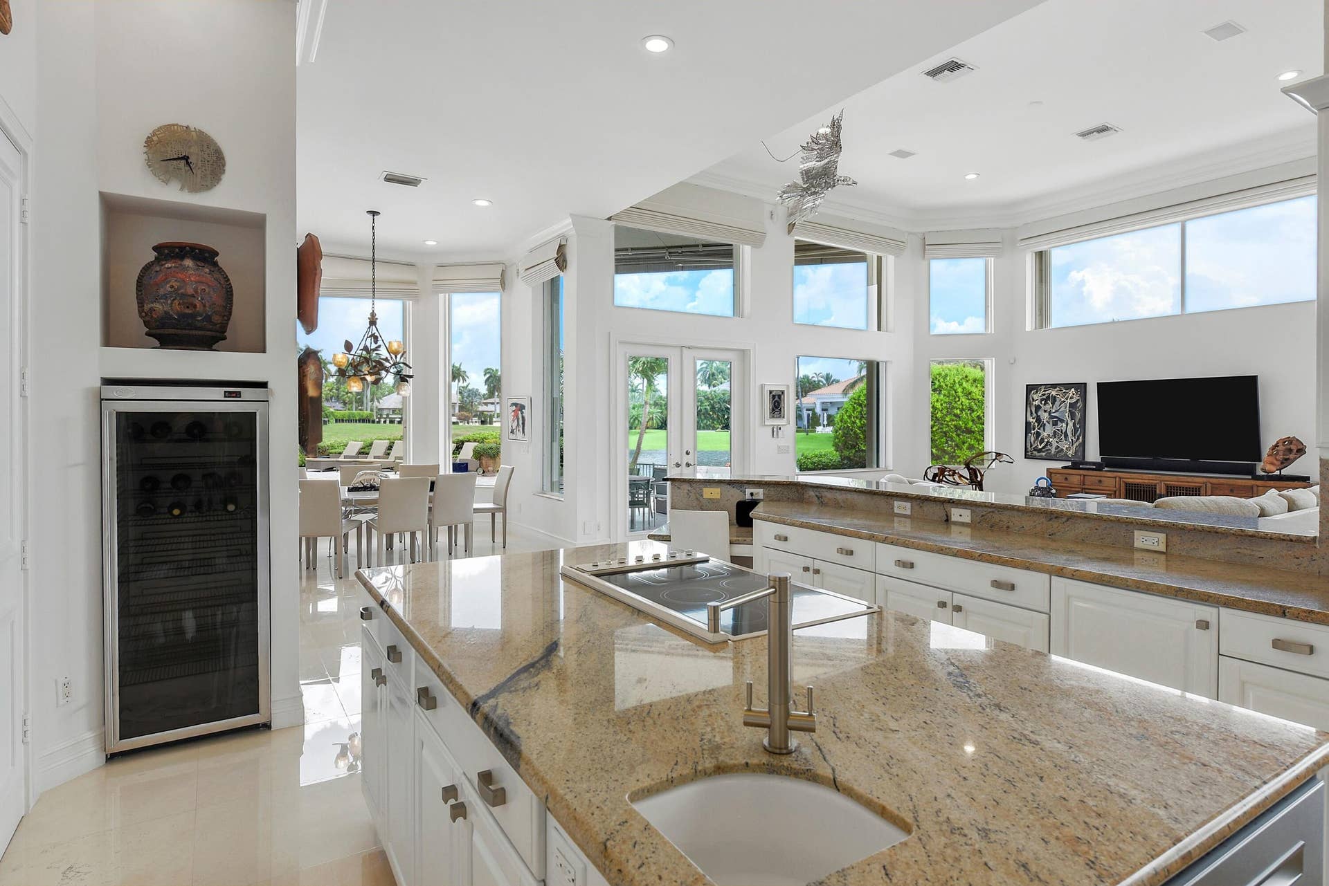 6949 Lake Estates Court, Boca Raton, FL 33496 kitchen