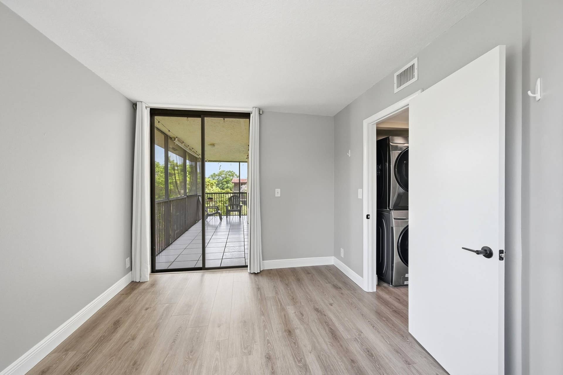 10401 W Broward Boulevard, #401, Plantation, Plantation, FL 33324 26_bedroom