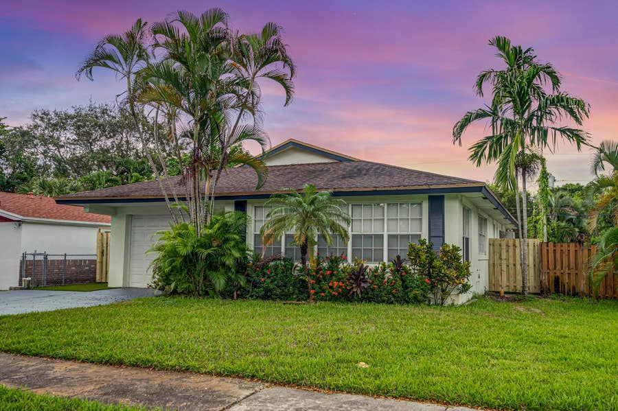 Property photo for 1004 SW 19th Street, Fort Lauderdale, FL