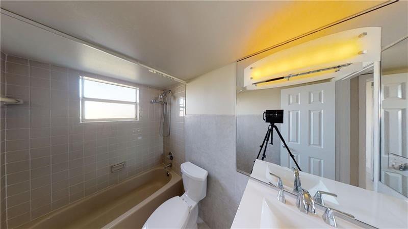 101 SE 3rd Avenue, #301, Dania, Dania Beach, FL 33004 Photo 12
