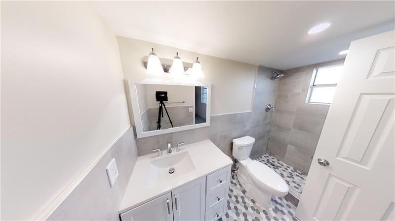 101 SE 3rd Avenue, #301, Dania, Dania Beach, FL 33004 Photo 17