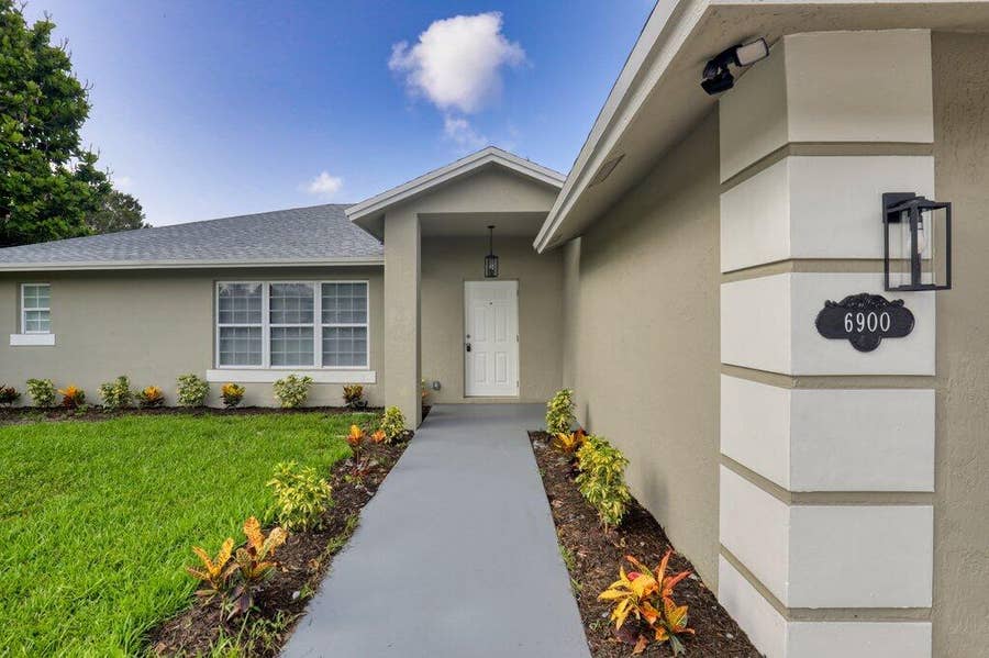 Property photo for 6900 2nd St Street, Jupiter, FL