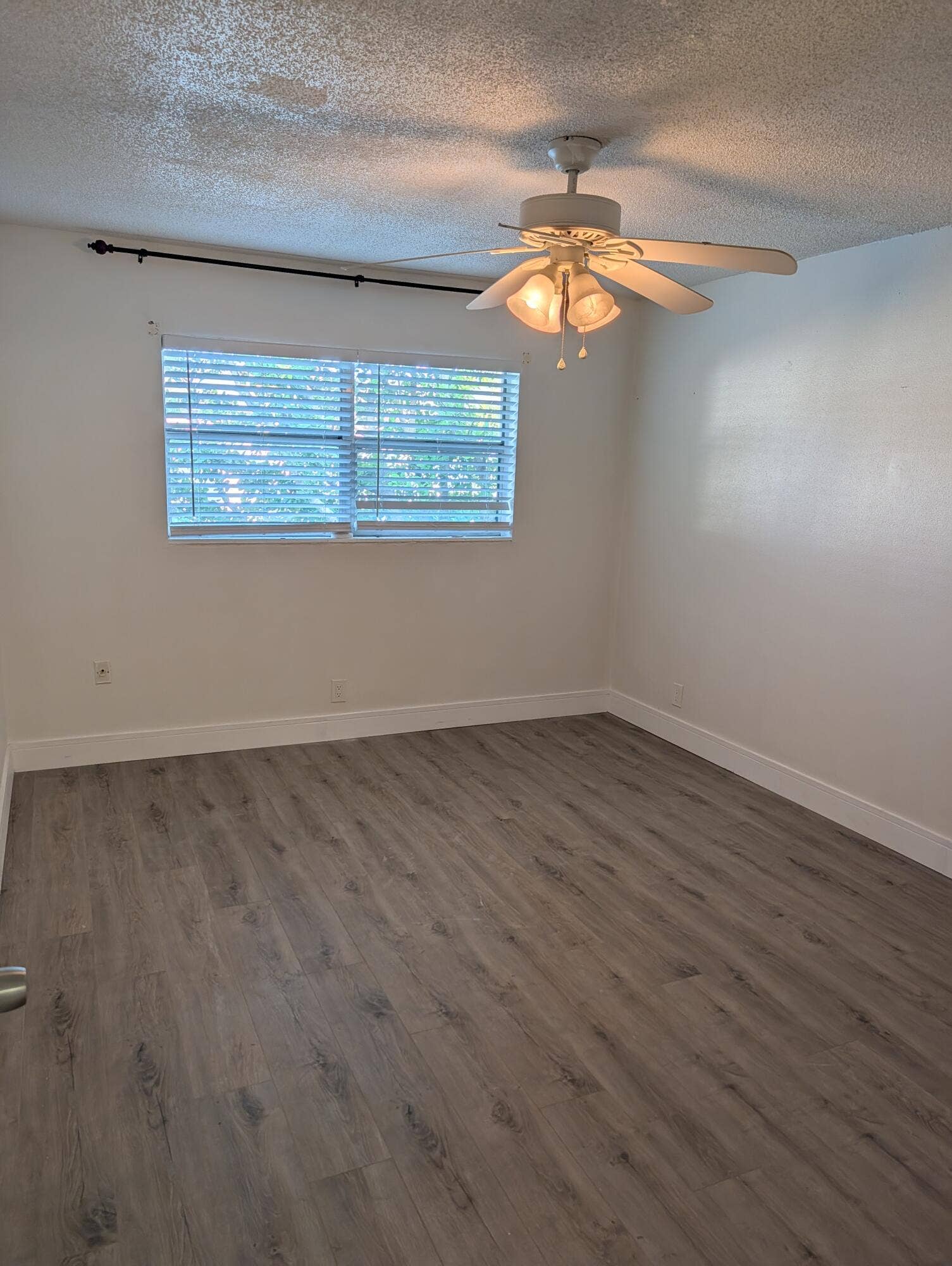430 SE 2nd Avenue, #24, Deerfield Beach, Deerfield Beach, FL 33441 BEDROOM