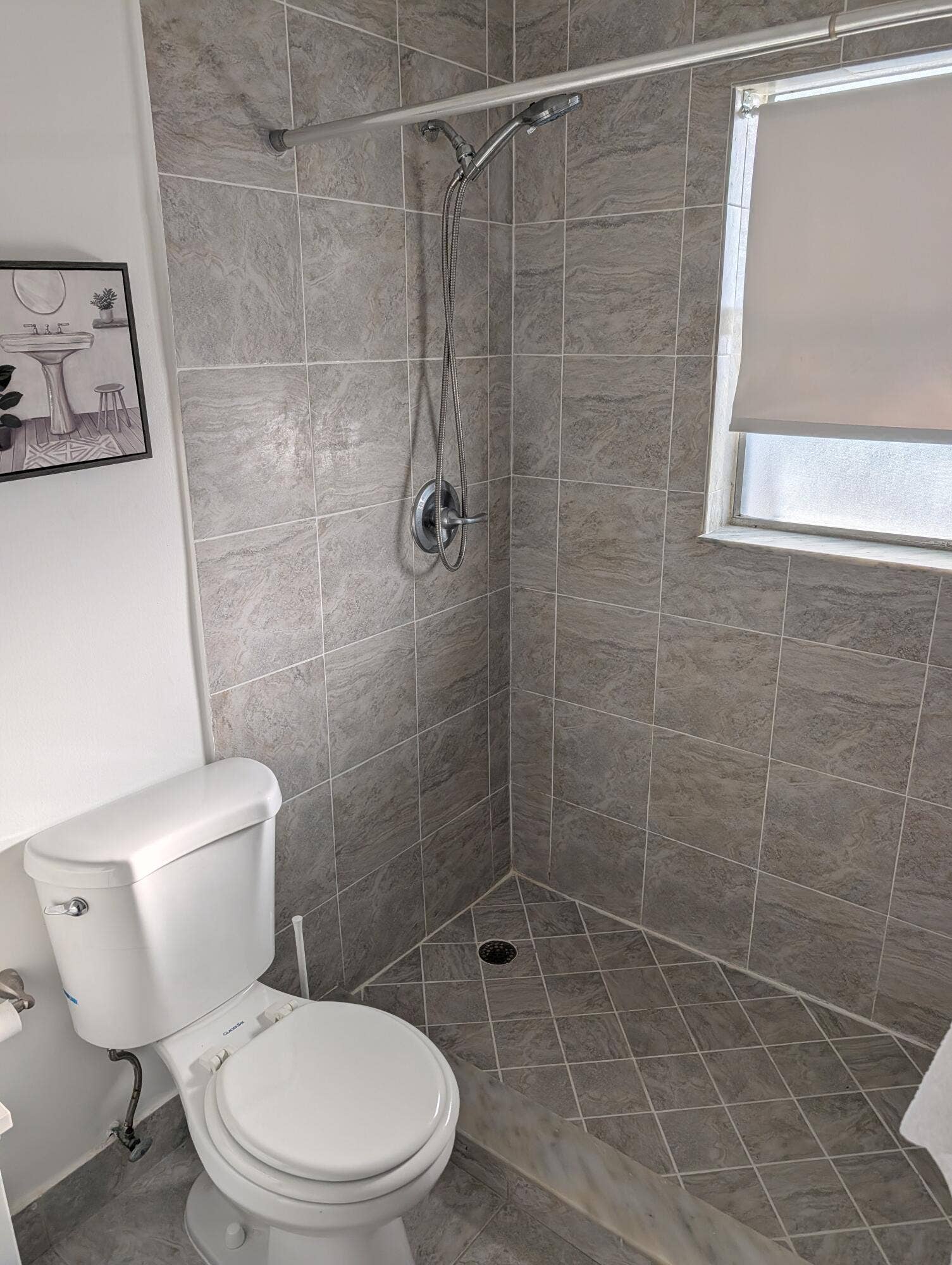 430 SE 2nd Avenue, #24, Deerfield Beach, Deerfield Beach, FL 33441 BATHROOM2
