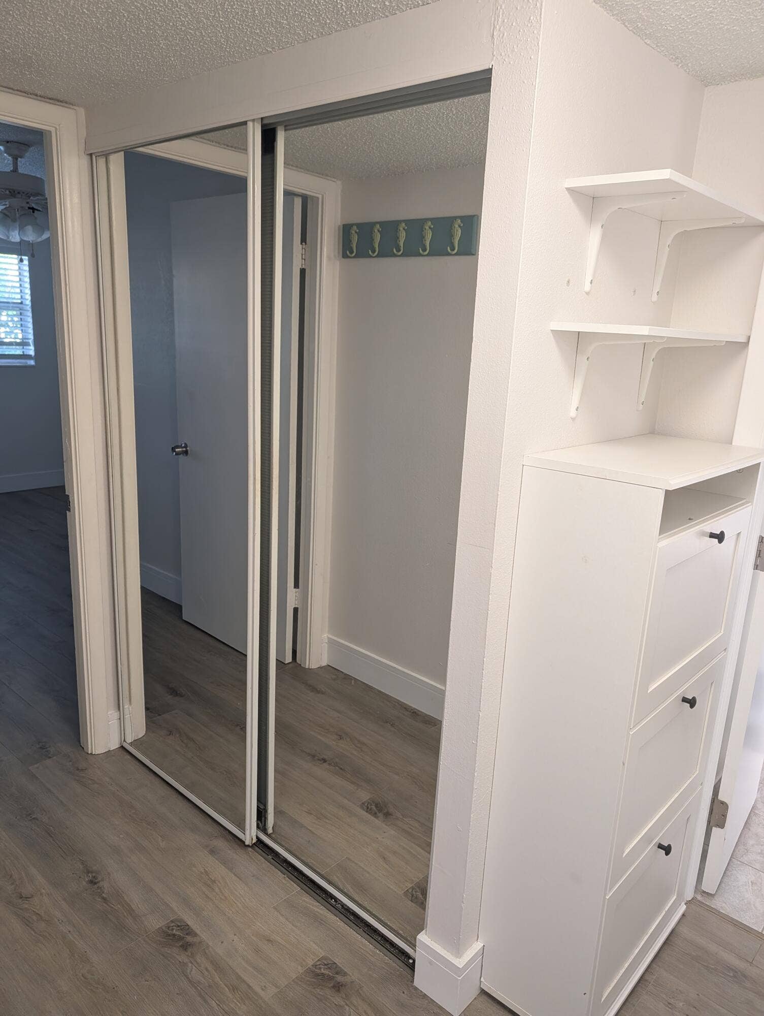 430 SE 2nd Avenue, #24, Deerfield Beach, Deerfield Beach, FL 33441 HALLWAY