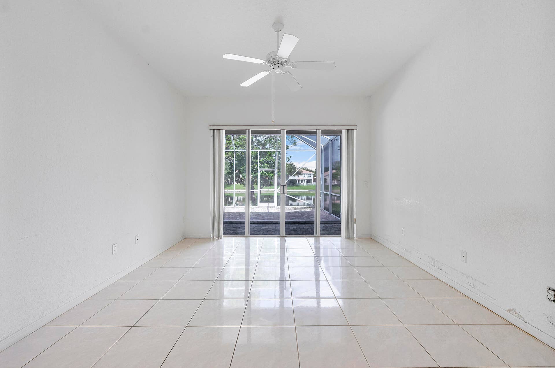 7591 Nw 59th Way_047