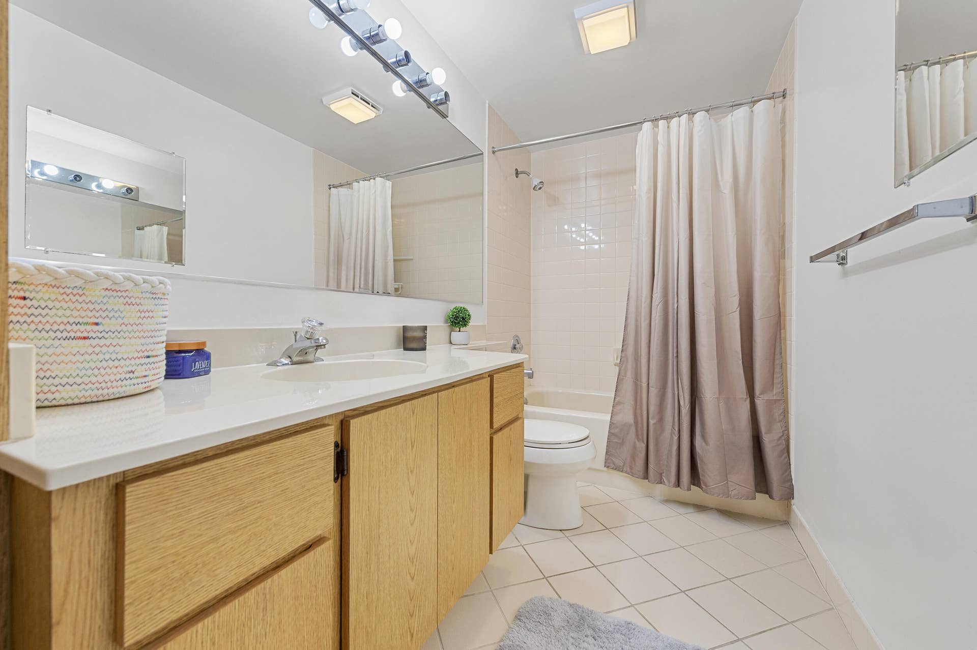 Bathroom #2