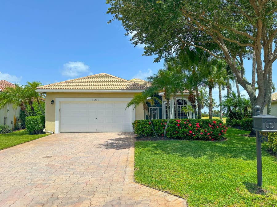 Property photo for 5743 Fountains Drive S, Lake Worth, FL
