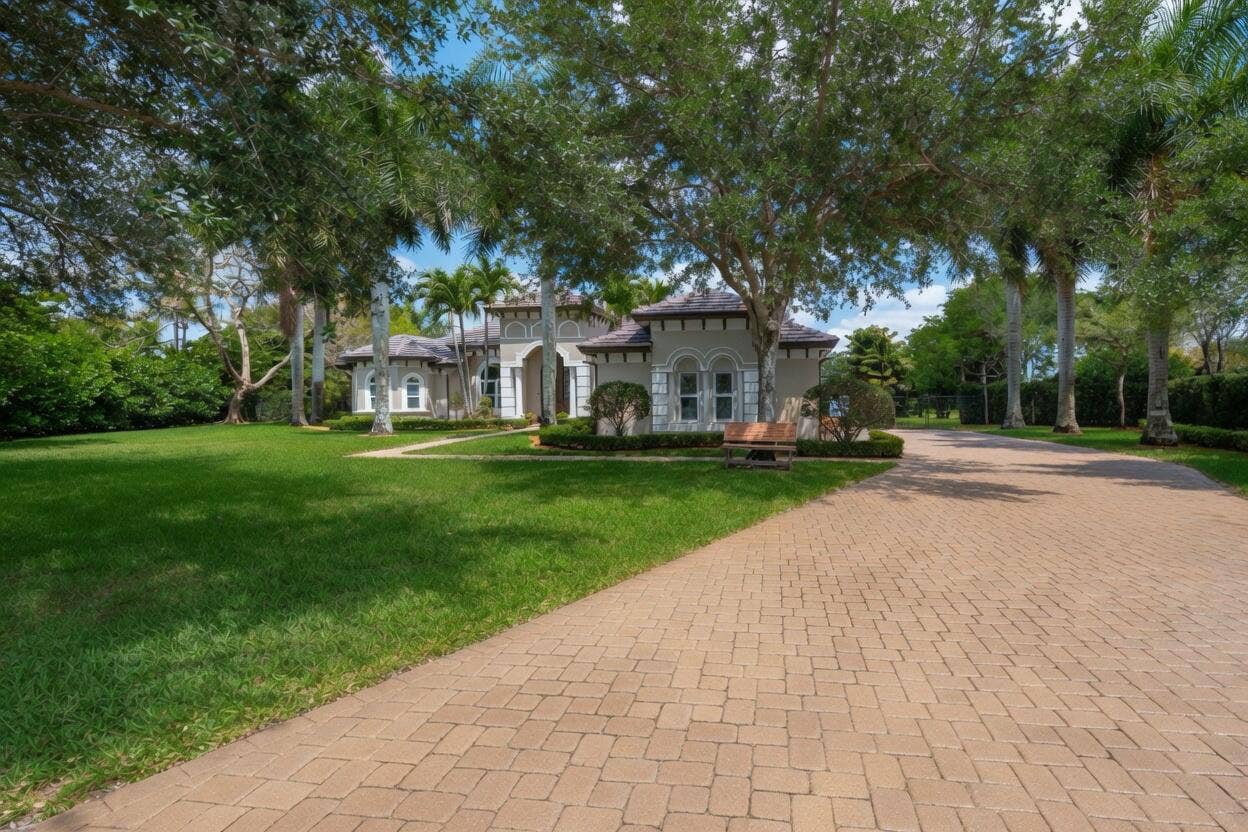 4197 Finishline Terrace, Davie, FL 33330 d0022824-cacd-41a6-bb88-55eb54b23a6c