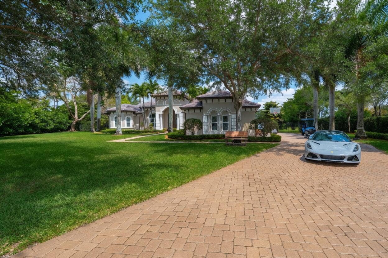 4197 Finishline Terrace, Davie, FL 33330 2515e69e-4906-46d0-b5f1-cf8d42355bba