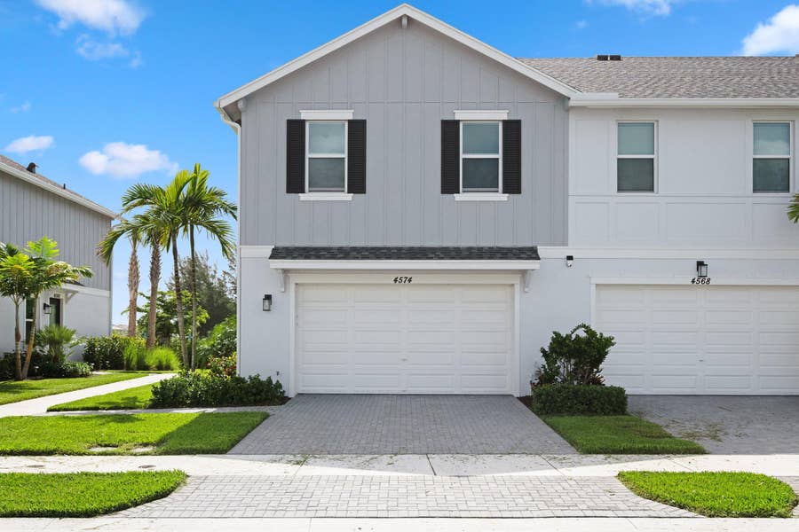 Property photo for 4574 Longwood Lake Square, Westlake, FL
