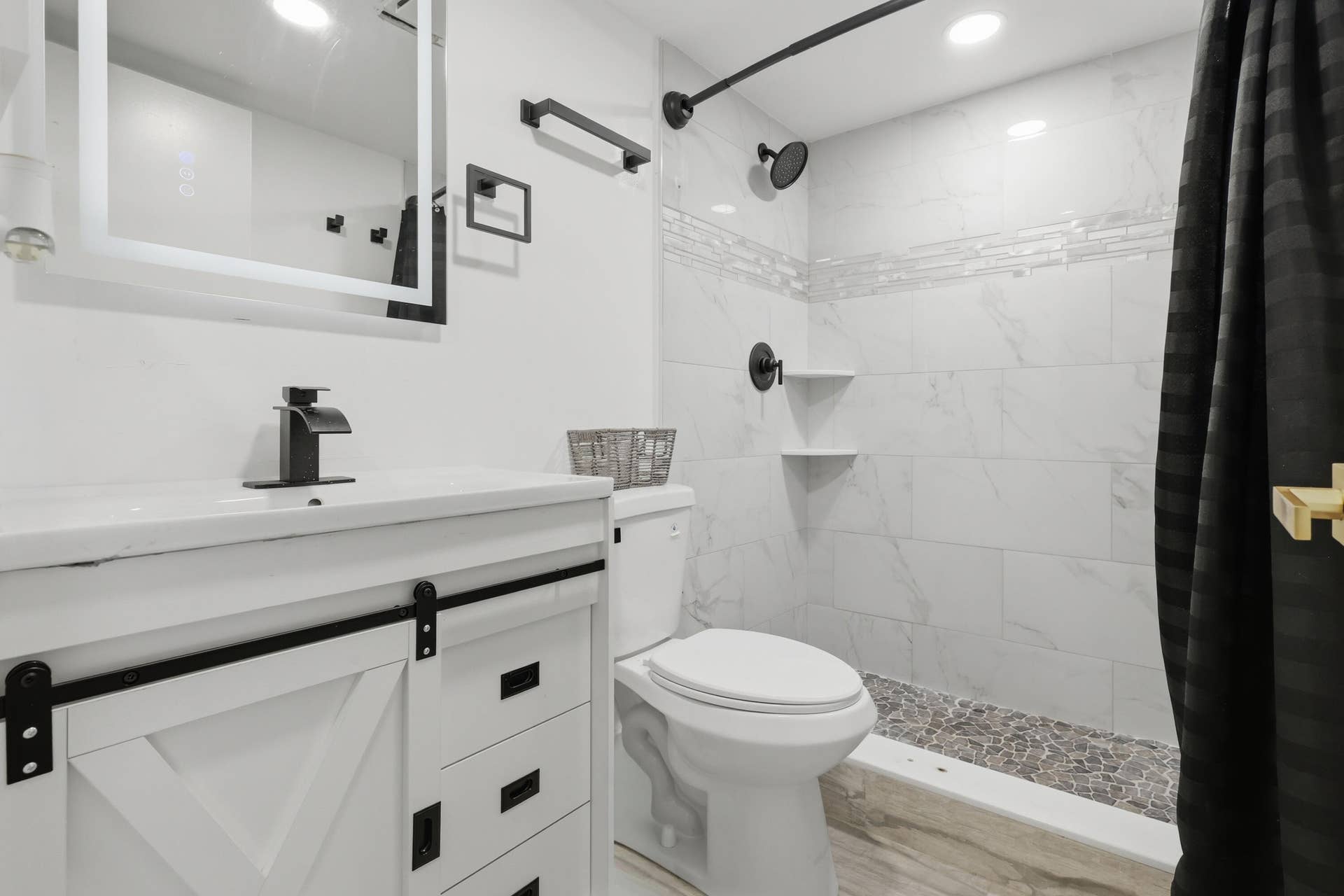 545 Trace Circle, #102, Deerfield Beach, FL 33441 2J9A4698