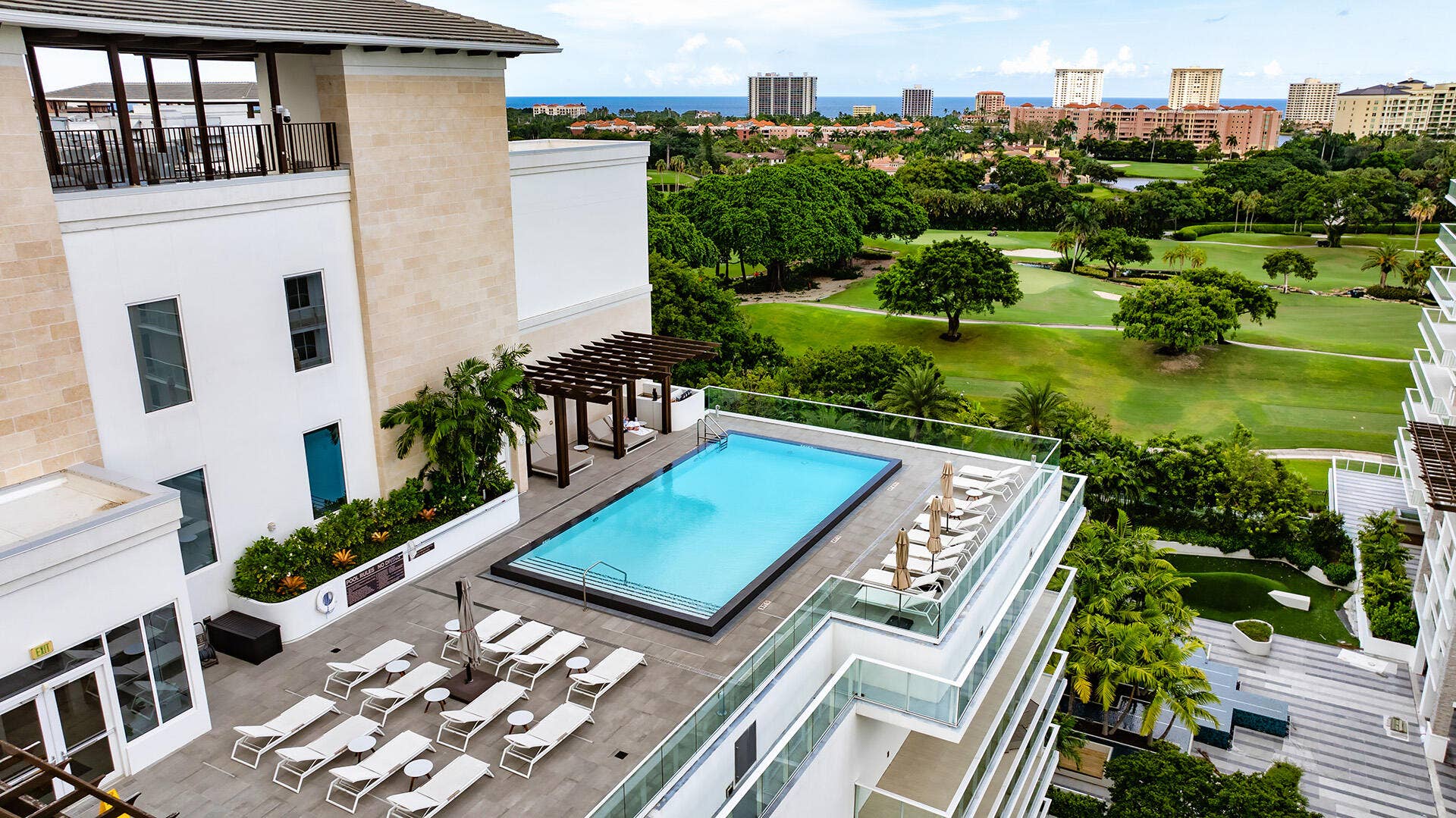 200 SE Mizner Boulevard, #410, Boca Raton, FL 33432 ROOFTOP POOL VIEW