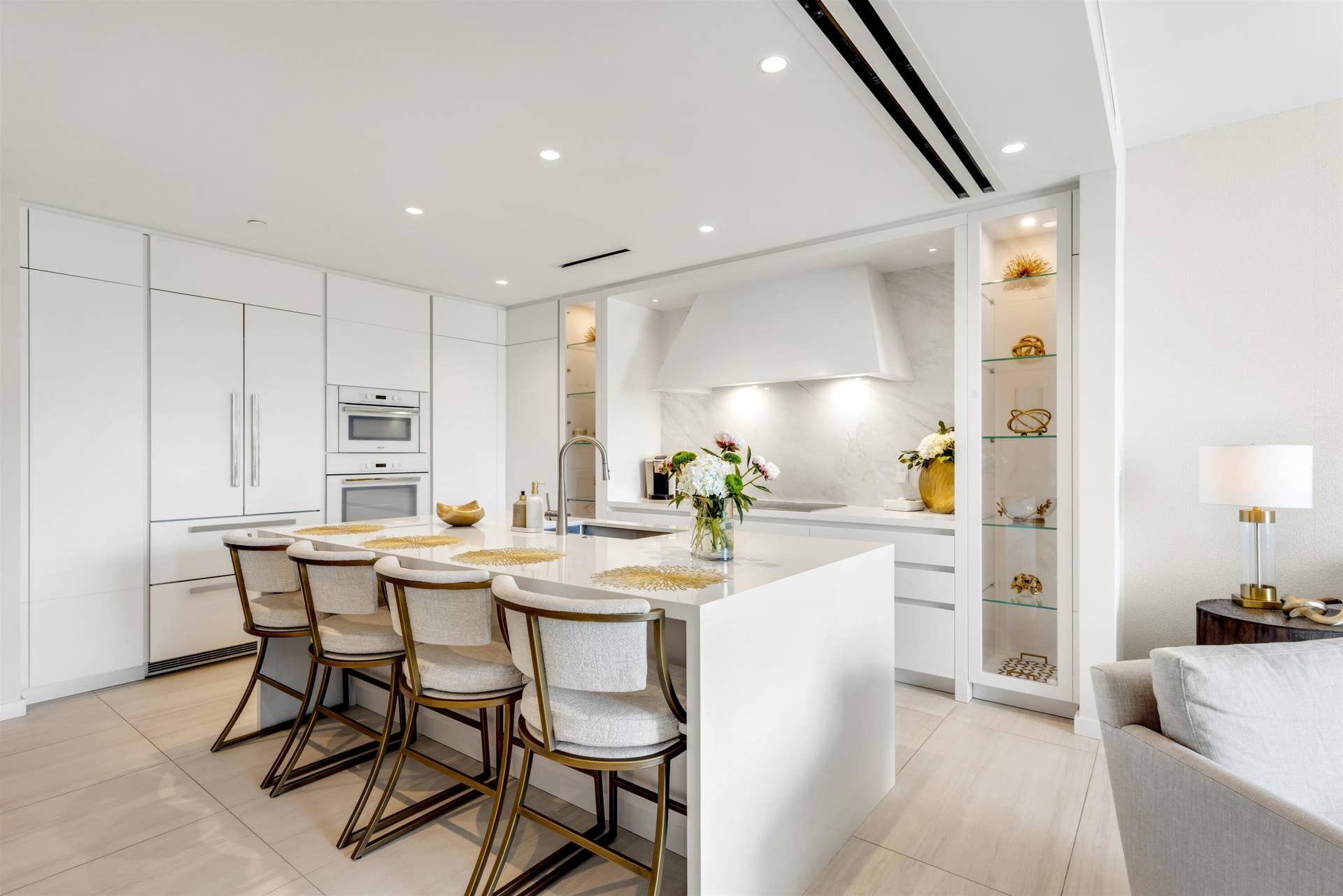 200 SE Mizner Boulevard, #410, Boca Raton, FL 33432 KITCHEN